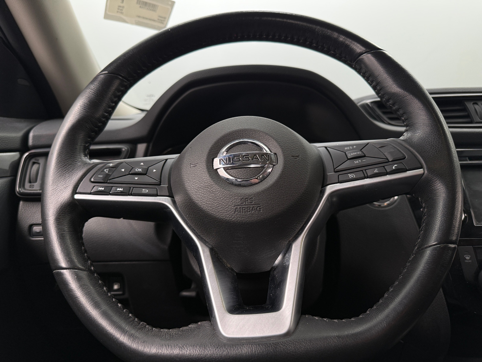 Thumbnail: 2019 Nissan Rogue - 5