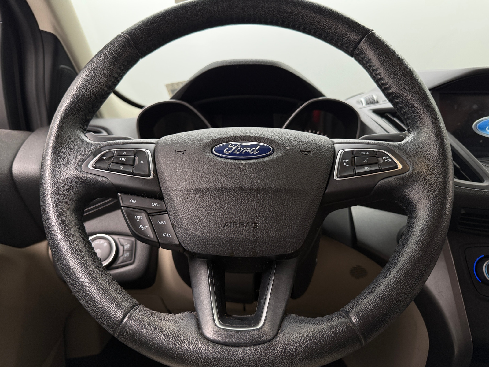 Thumbnail: 2019 Ford Escape - 4