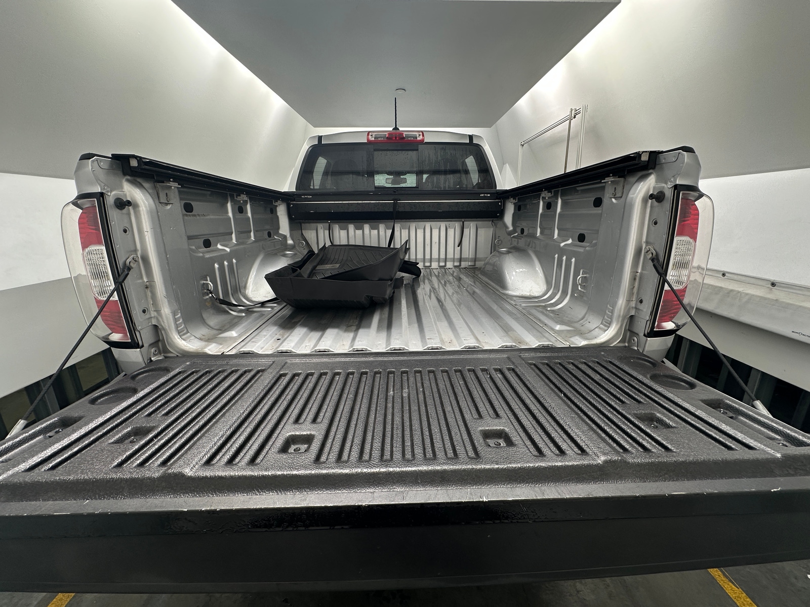 Thumbnail: 2016 GMC Canyon - 7
