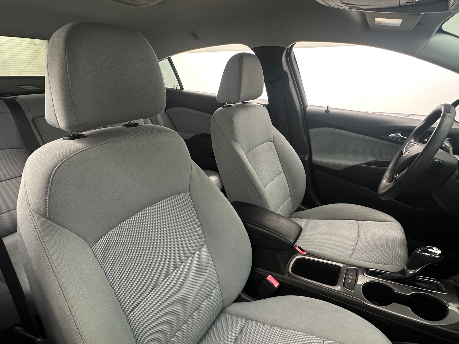 Thumbnail: 2019 Chevrolet Cruze - 2