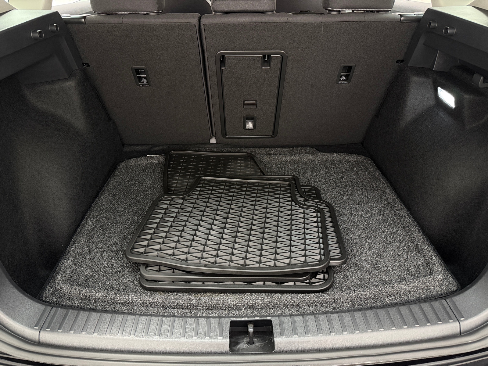 Thumbnail: 2024 Volkswagen Taos - 7