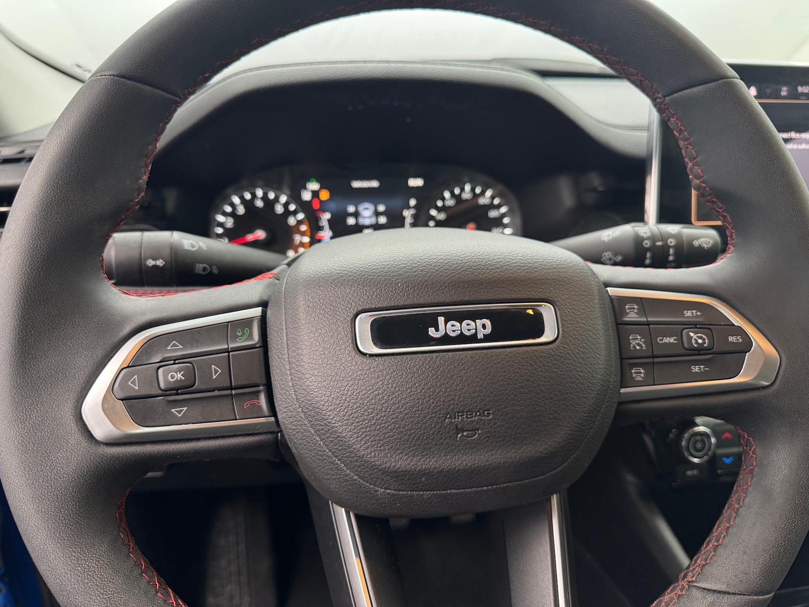 Thumbnail: 2022 Jeep Compass - 4