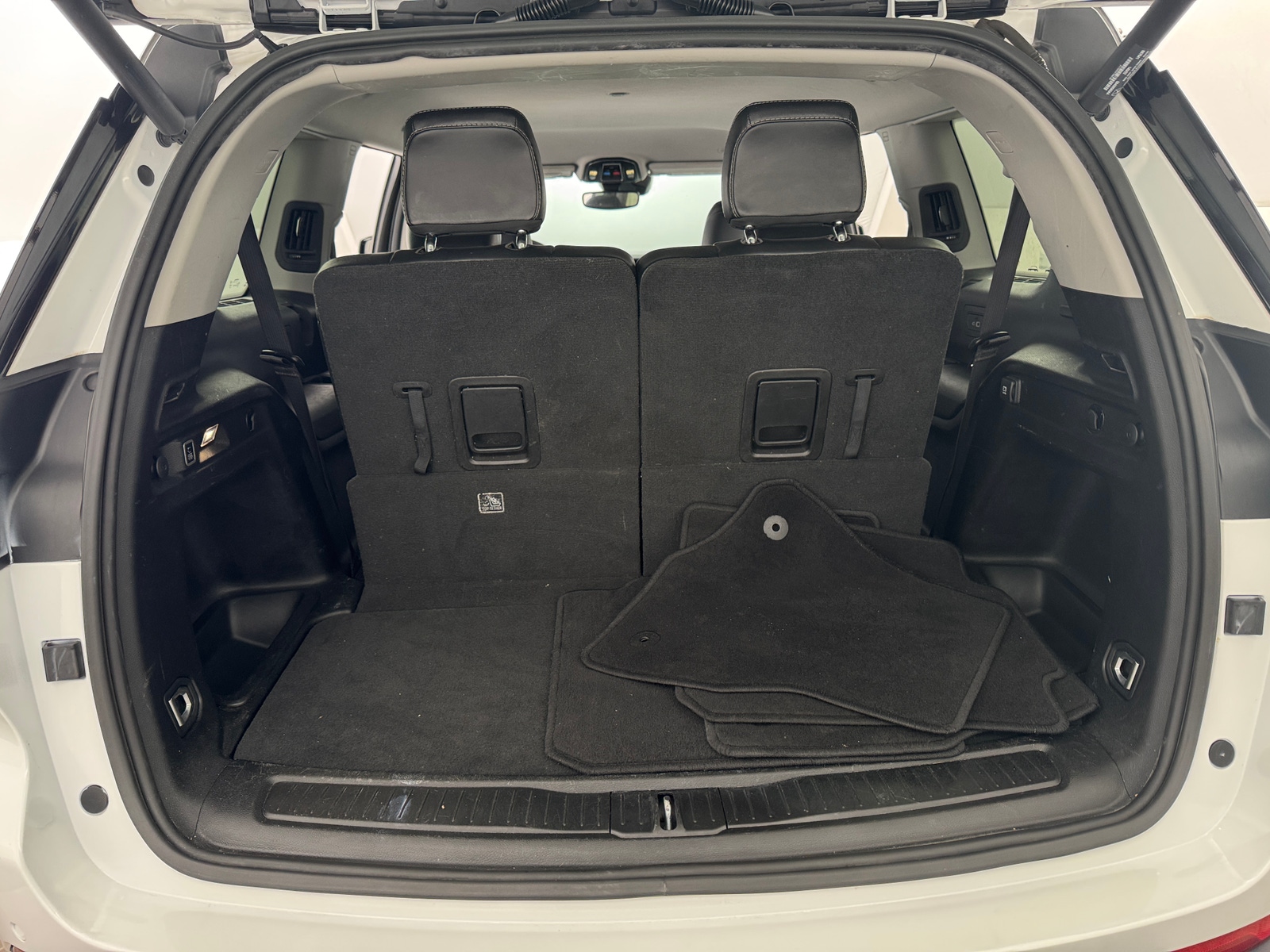 Thumbnail: 2022 Jeep Grand Cherokee L - 6