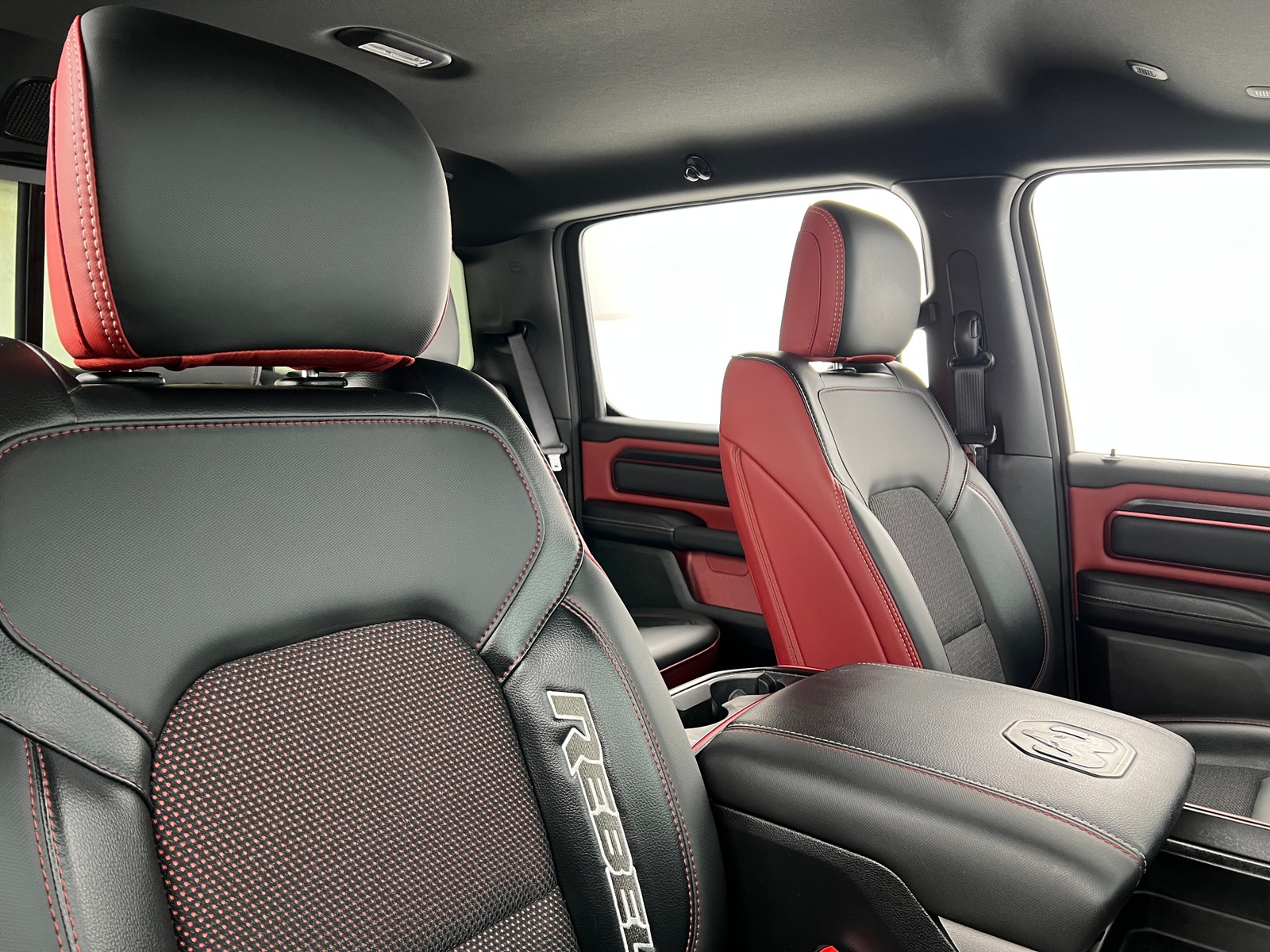 Thumbnail: 2025 RAM 1500 - 2