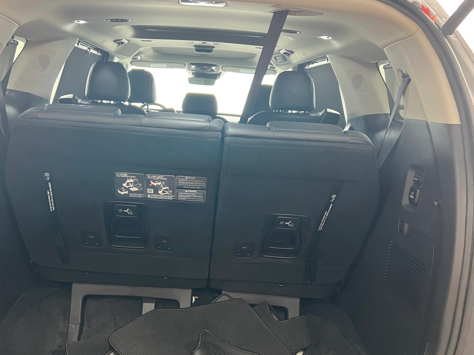 Thumbnail: 2025 Kia Carnival - 6