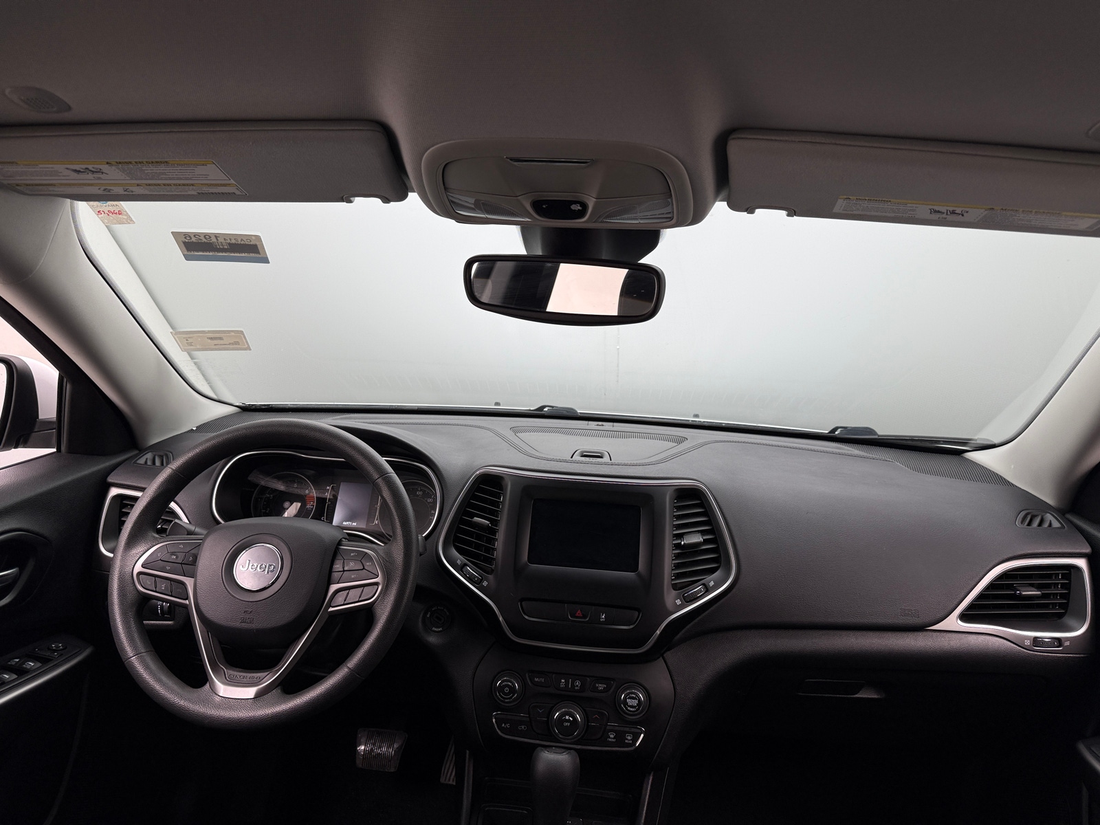 Thumbnail: 2021 Jeep Cherokee - 3