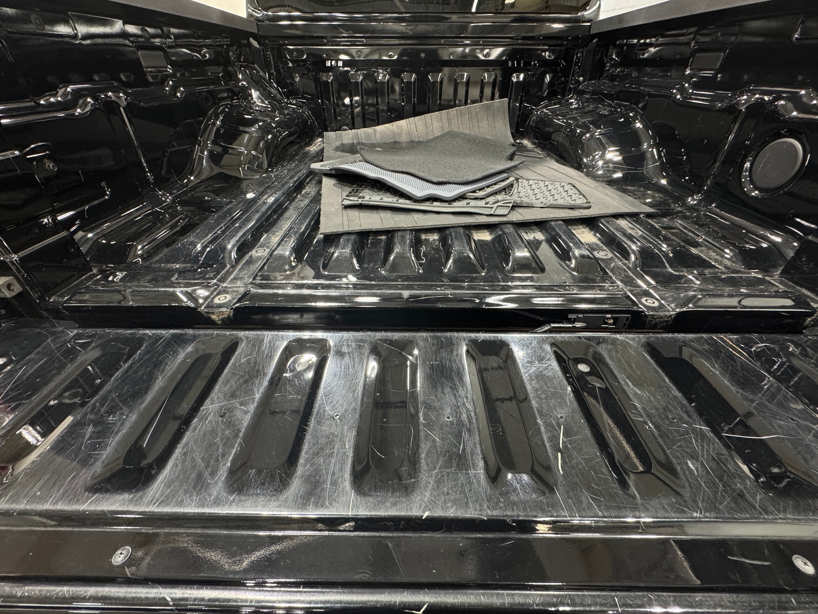 Thumbnail: 2022 Nissan Frontier - 7