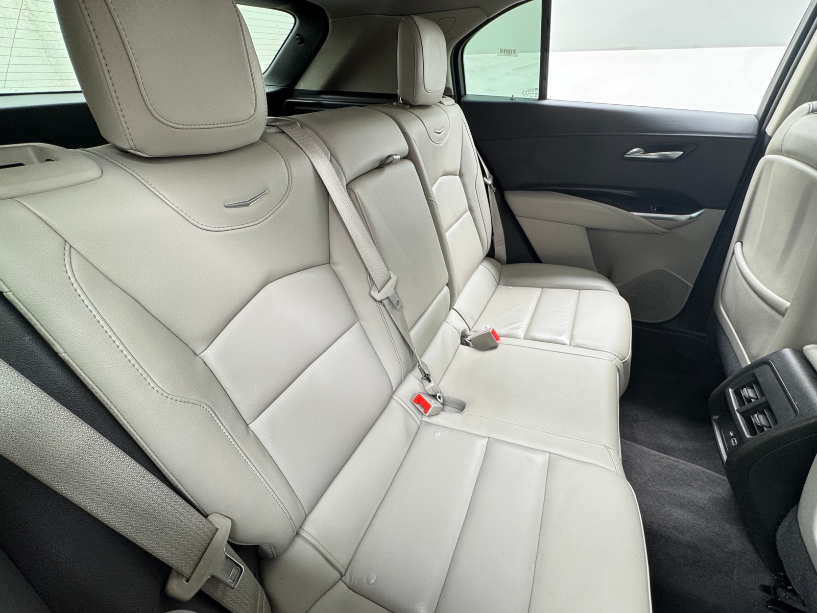 Thumbnail: 2023 Cadillac XT4 - 5