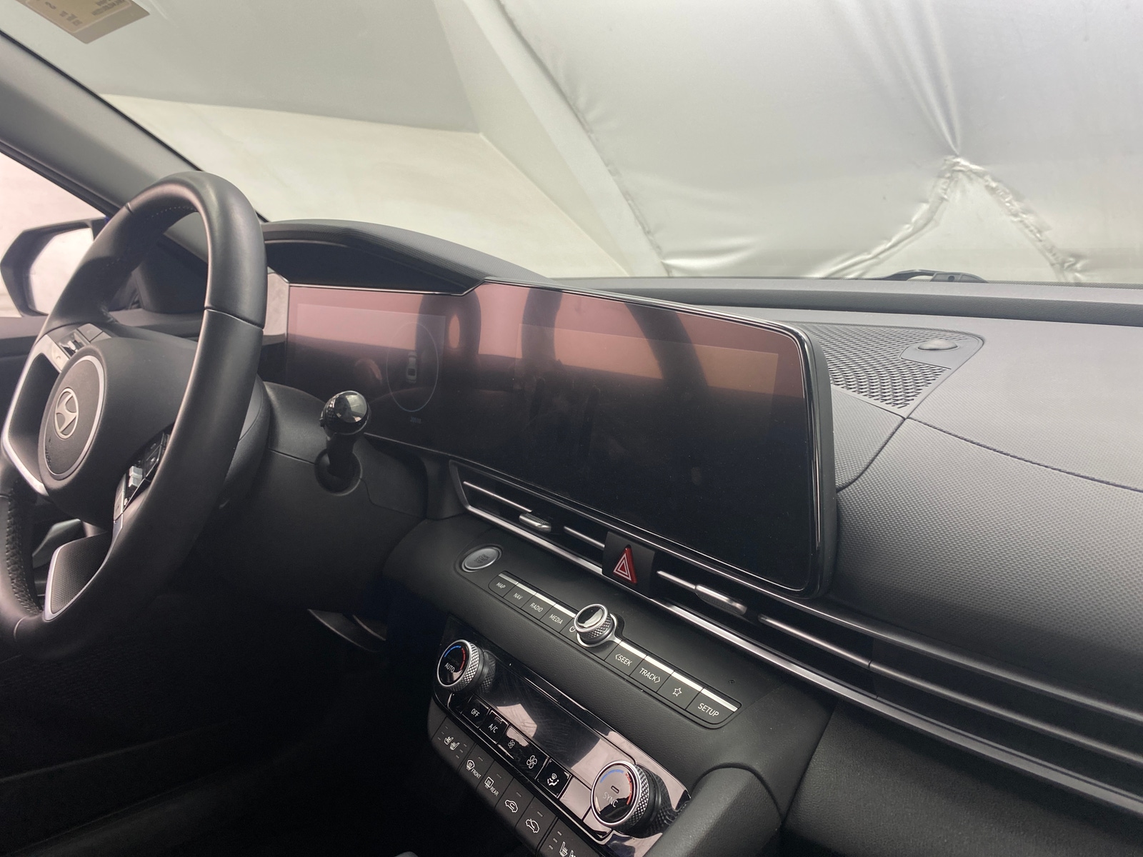 Thumbnail: 2025 Hyundai Elantra - 3