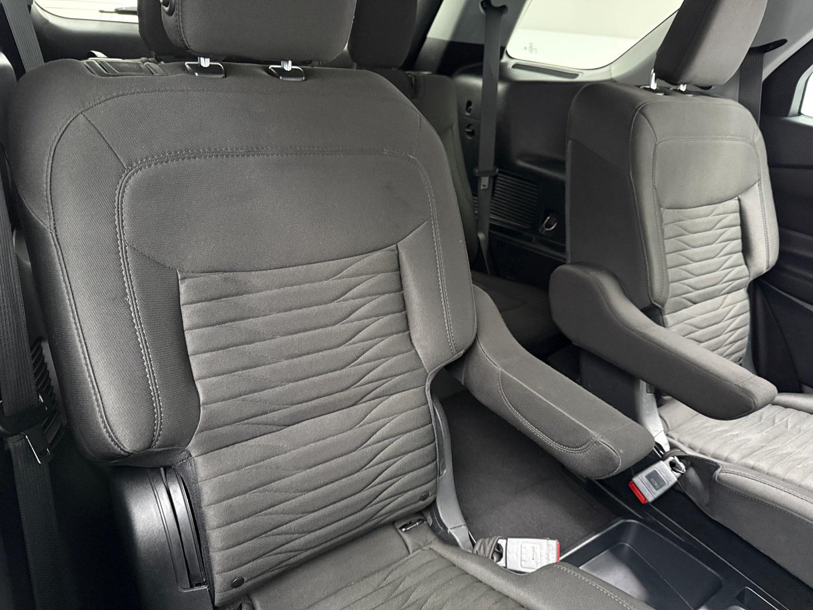 Thumbnail: 2020 Ford Explorer - 6