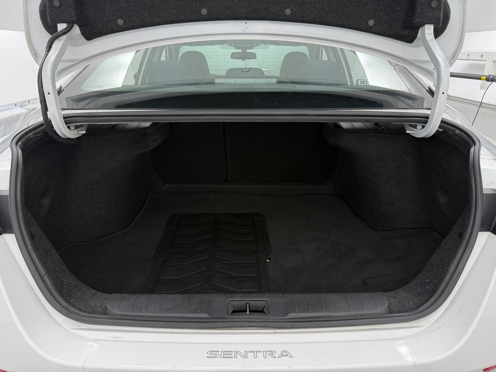 Thumbnail: 2020 Nissan Sentra - 7