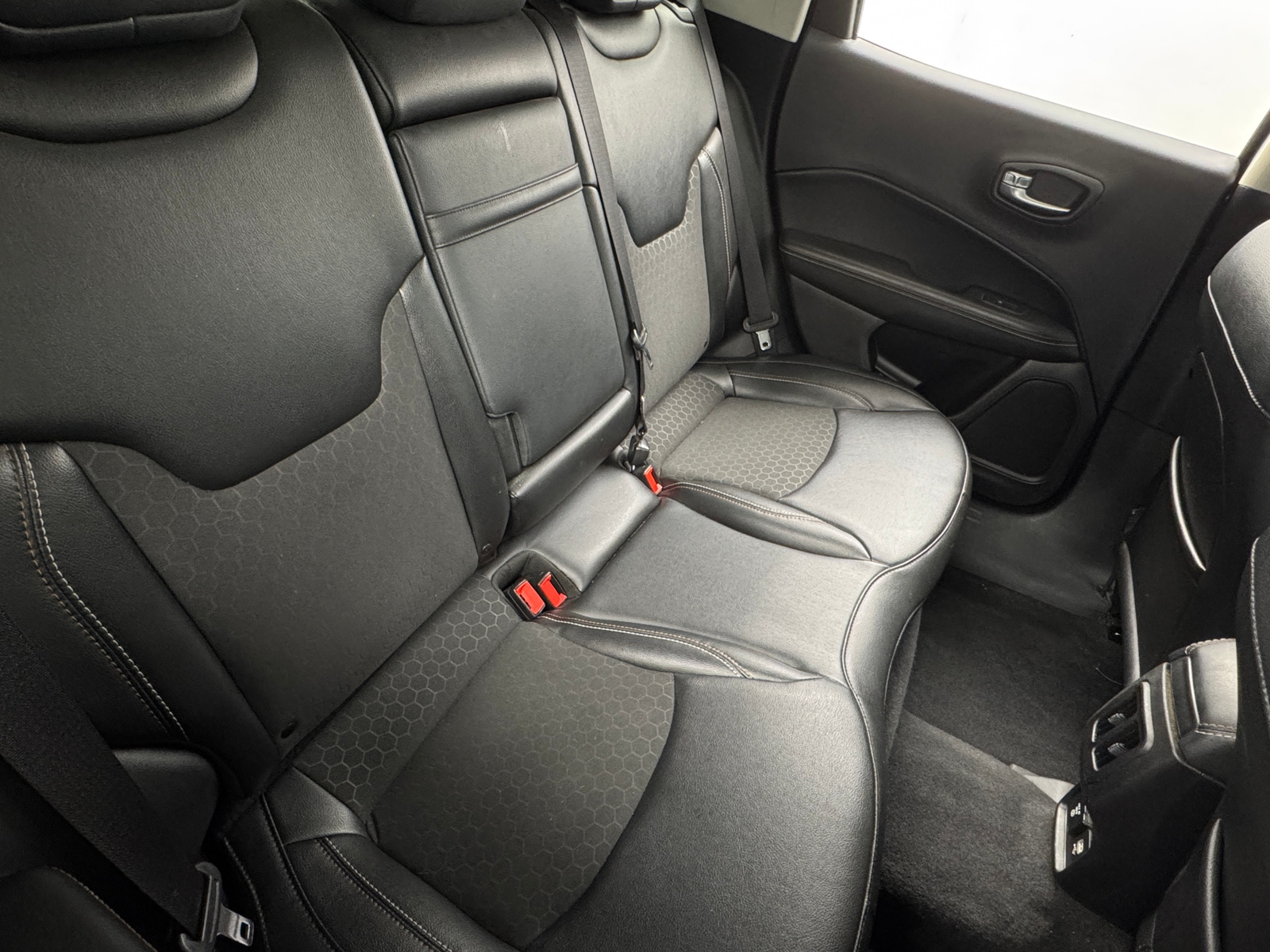 Thumbnail: 2019 Jeep Compass - 6