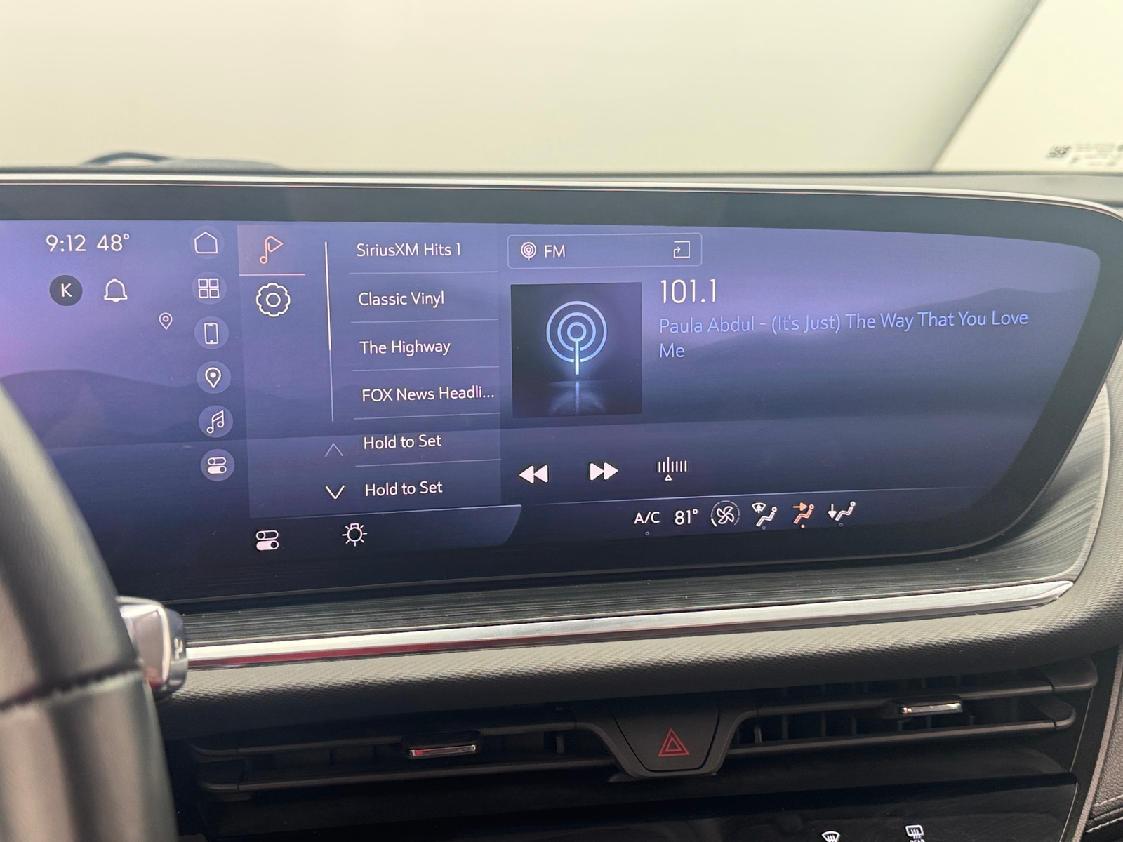 Thumbnail: 2024 Buick Envision - 3