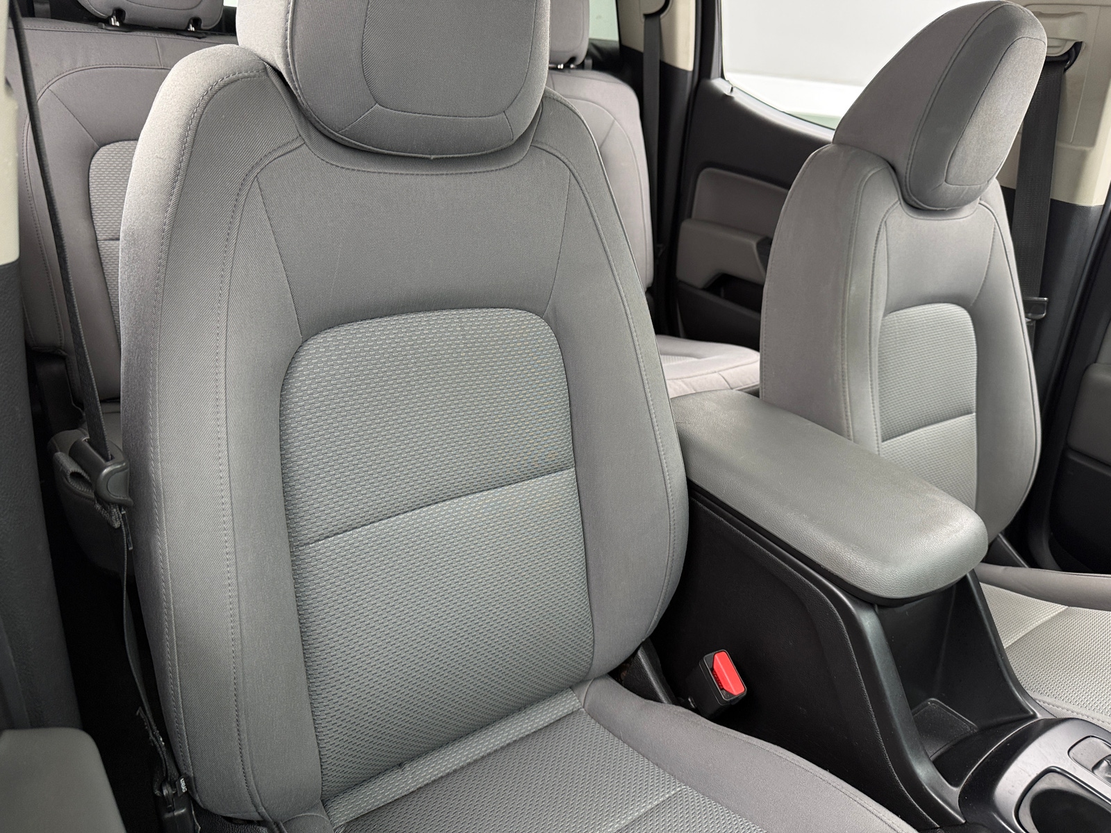 Thumbnail: 2016 GMC Canyon - 2