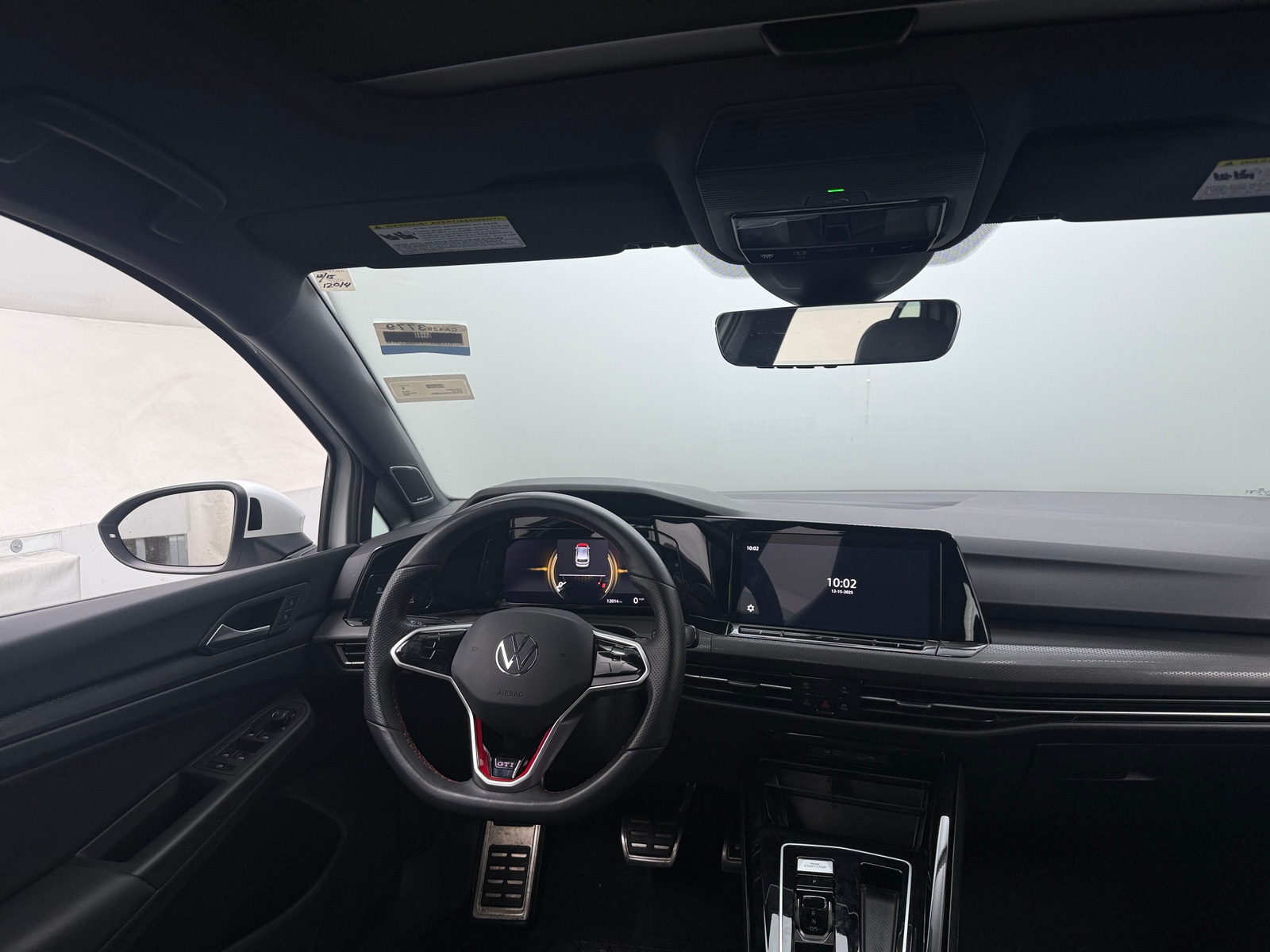 Thumbnail: 2024 Volkswagen Golf - 3