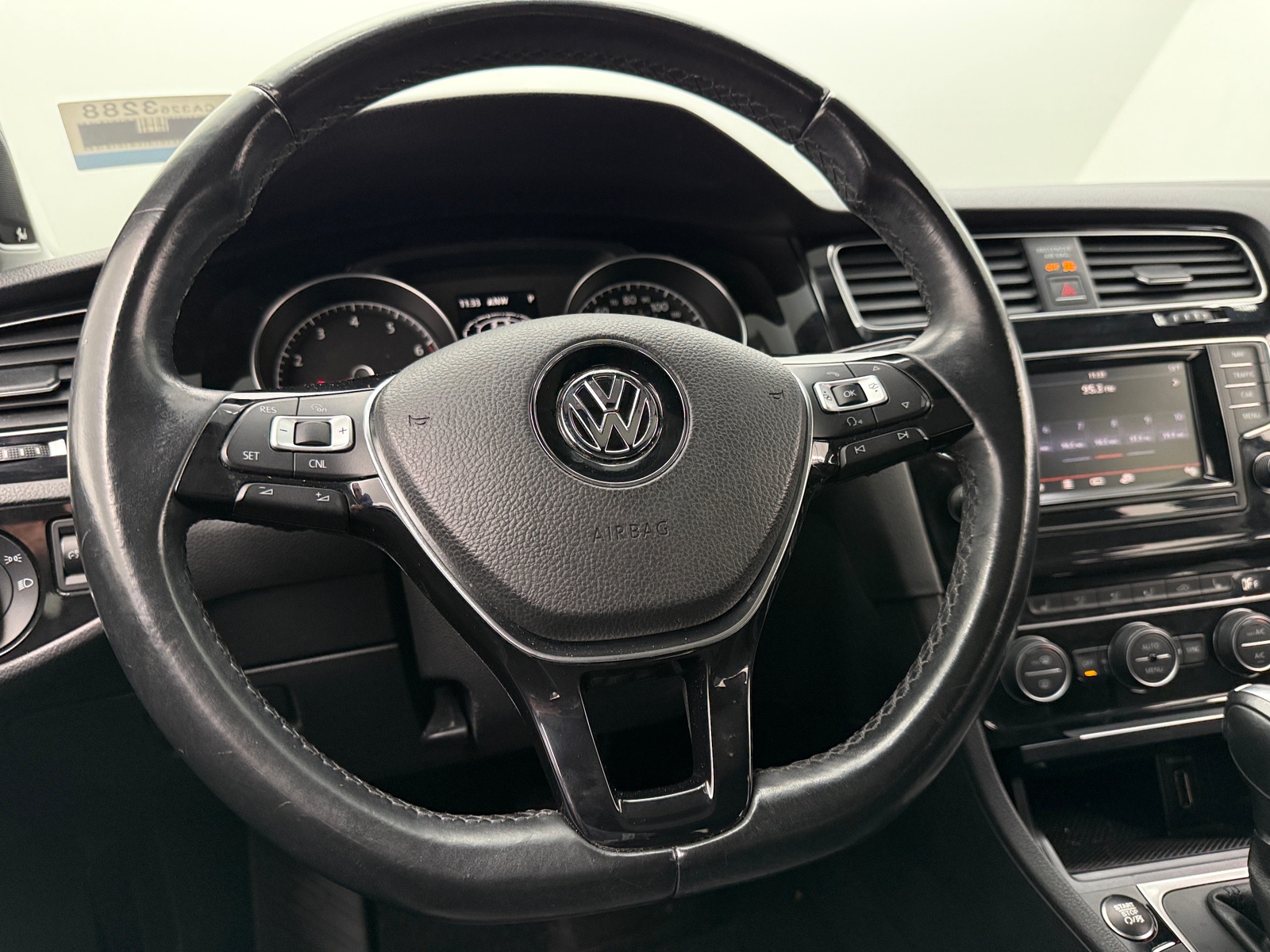 Thumbnail: 2015 Volkswagen Golf - 4