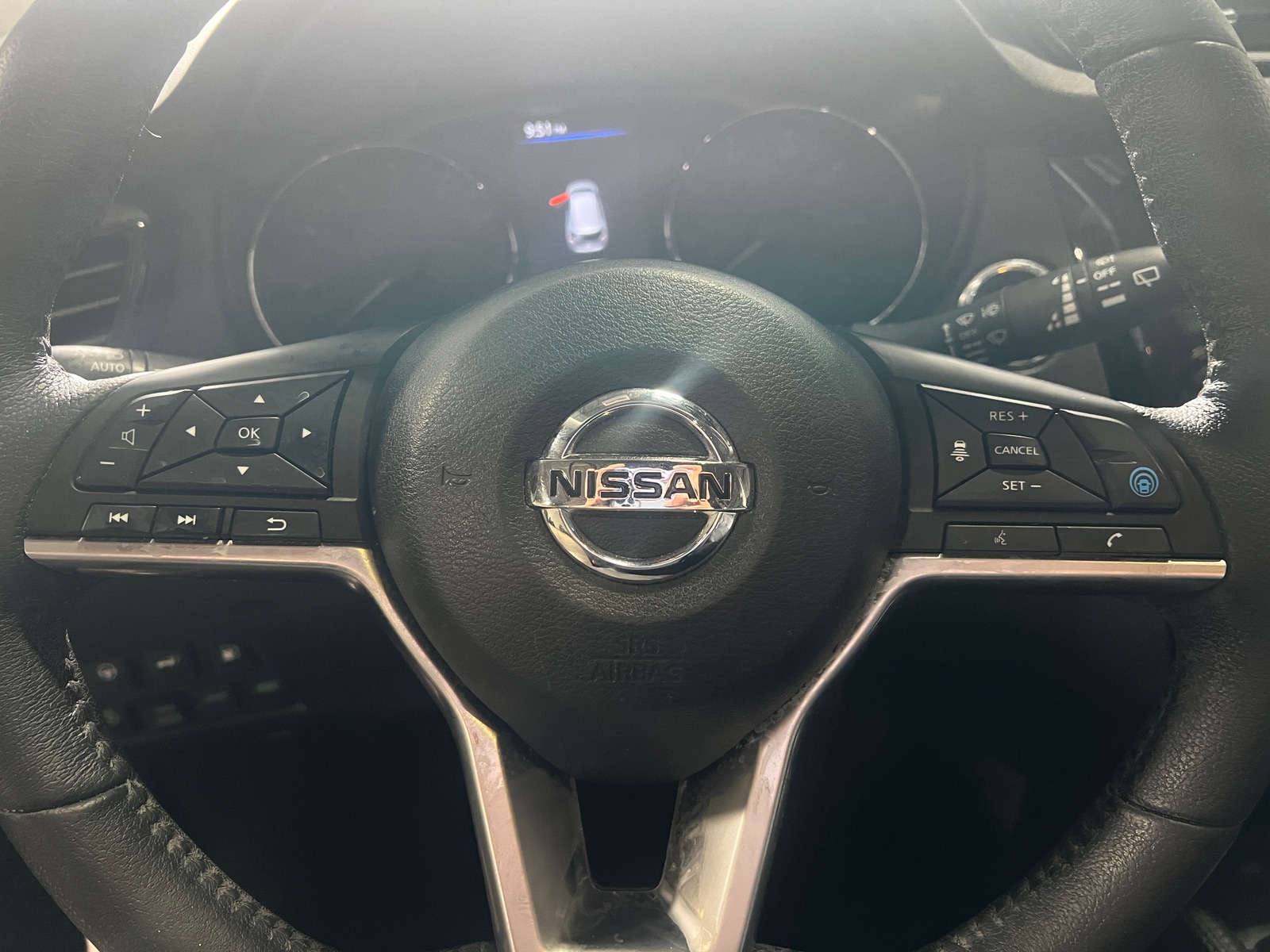 Thumbnail: 2019 Nissan Rogue - 4