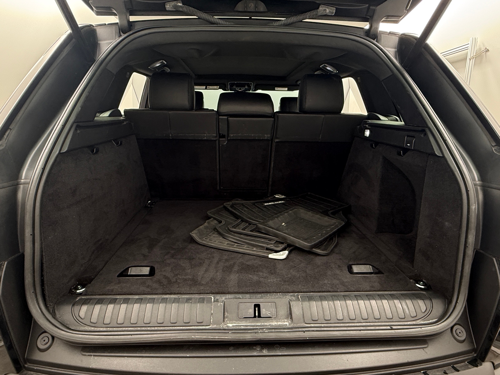 Thumbnail: 2015 Land Rover Range Rover Sport - 6