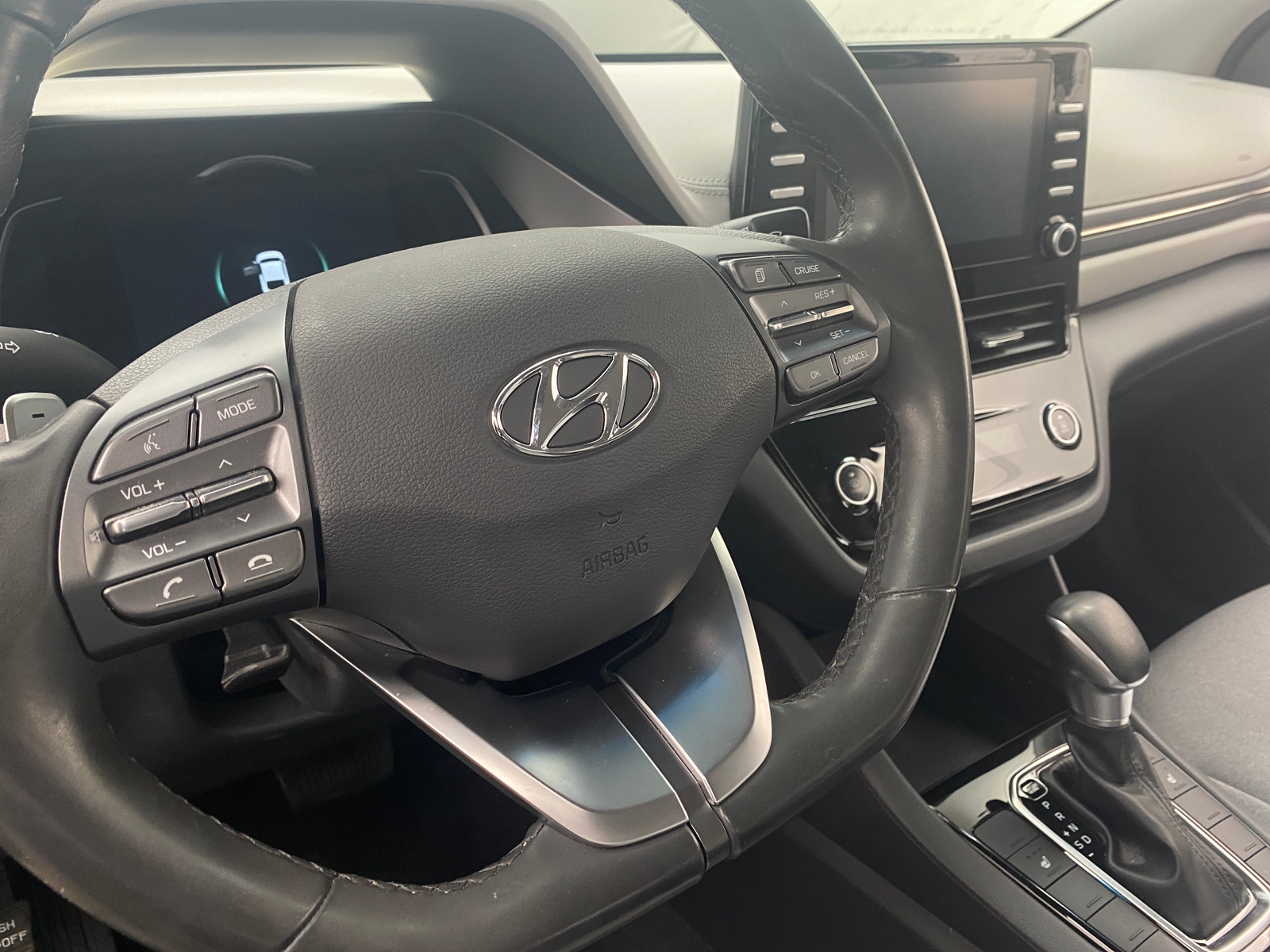 Thumbnail: 2020 Hyundai Ioniq - 5