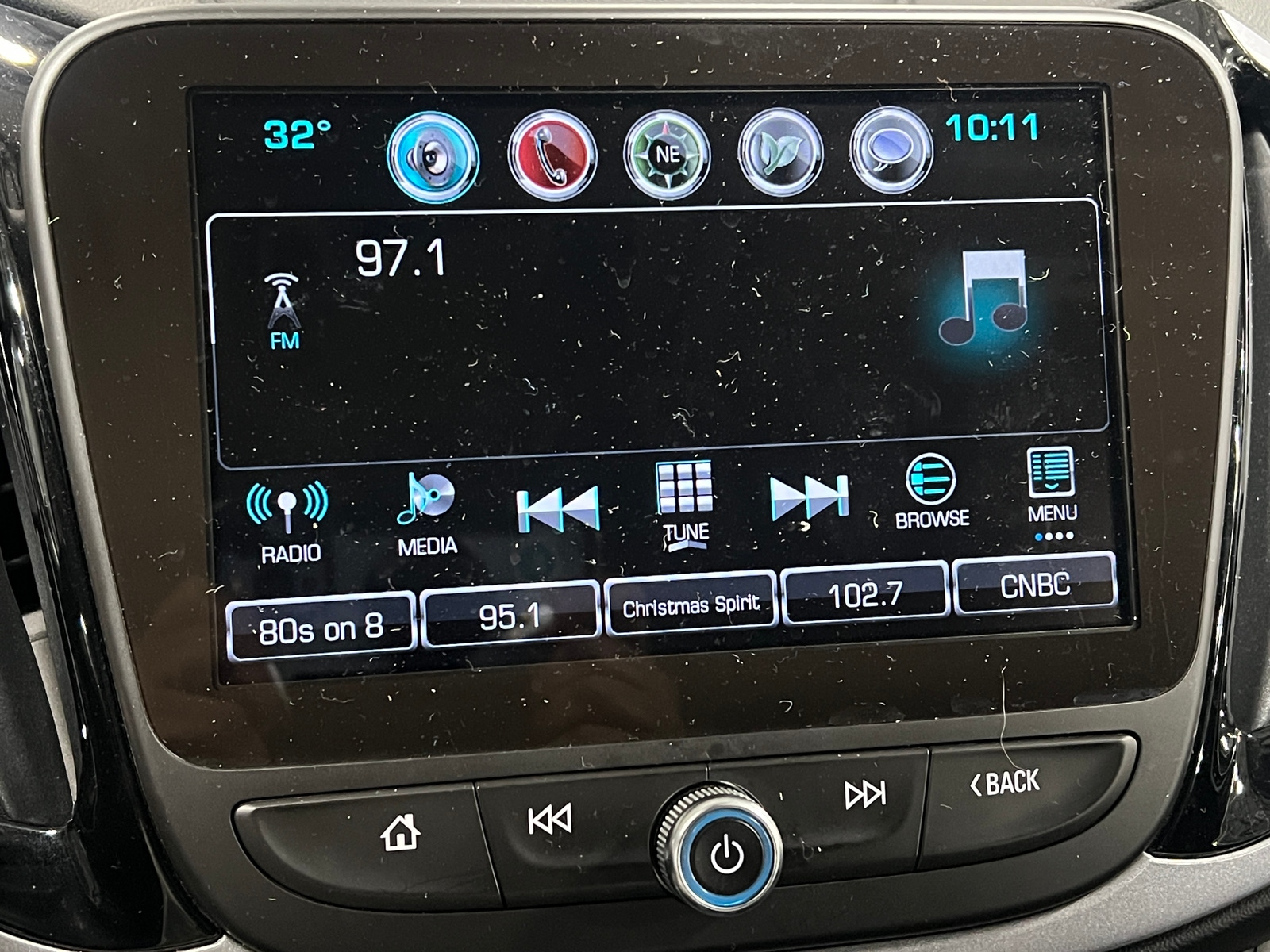 Thumbnail: 2017 Chevrolet Volt - 4