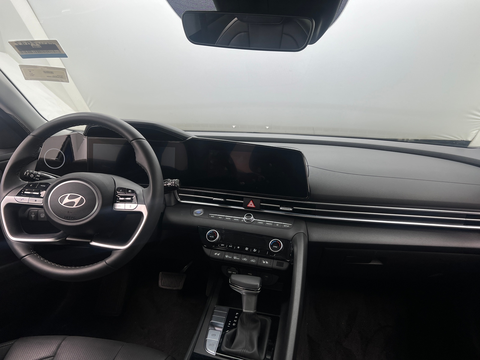 Thumbnail: 2025 Hyundai Elantra - 2