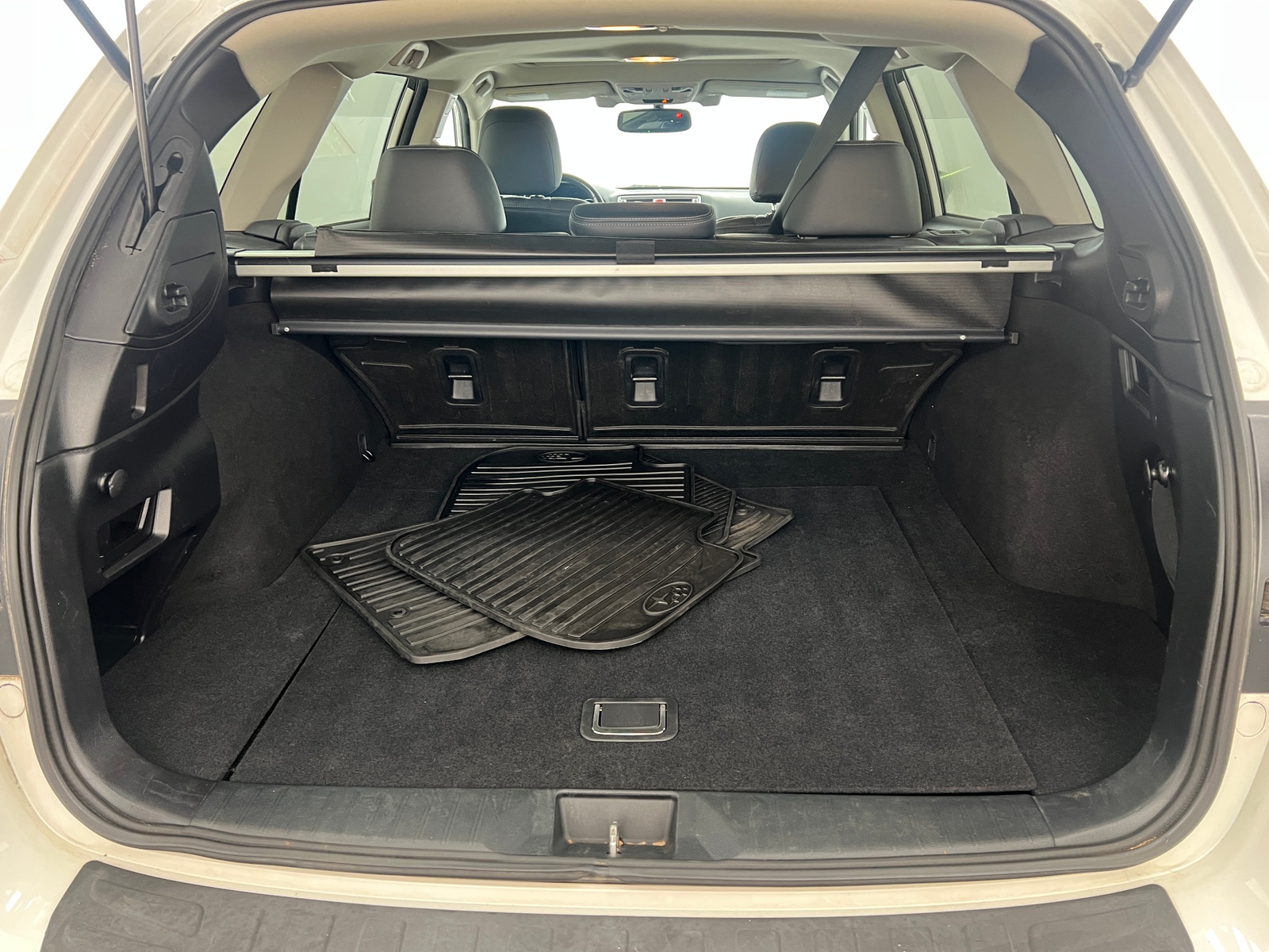 Thumbnail: 2015 Subaru Outback - 6