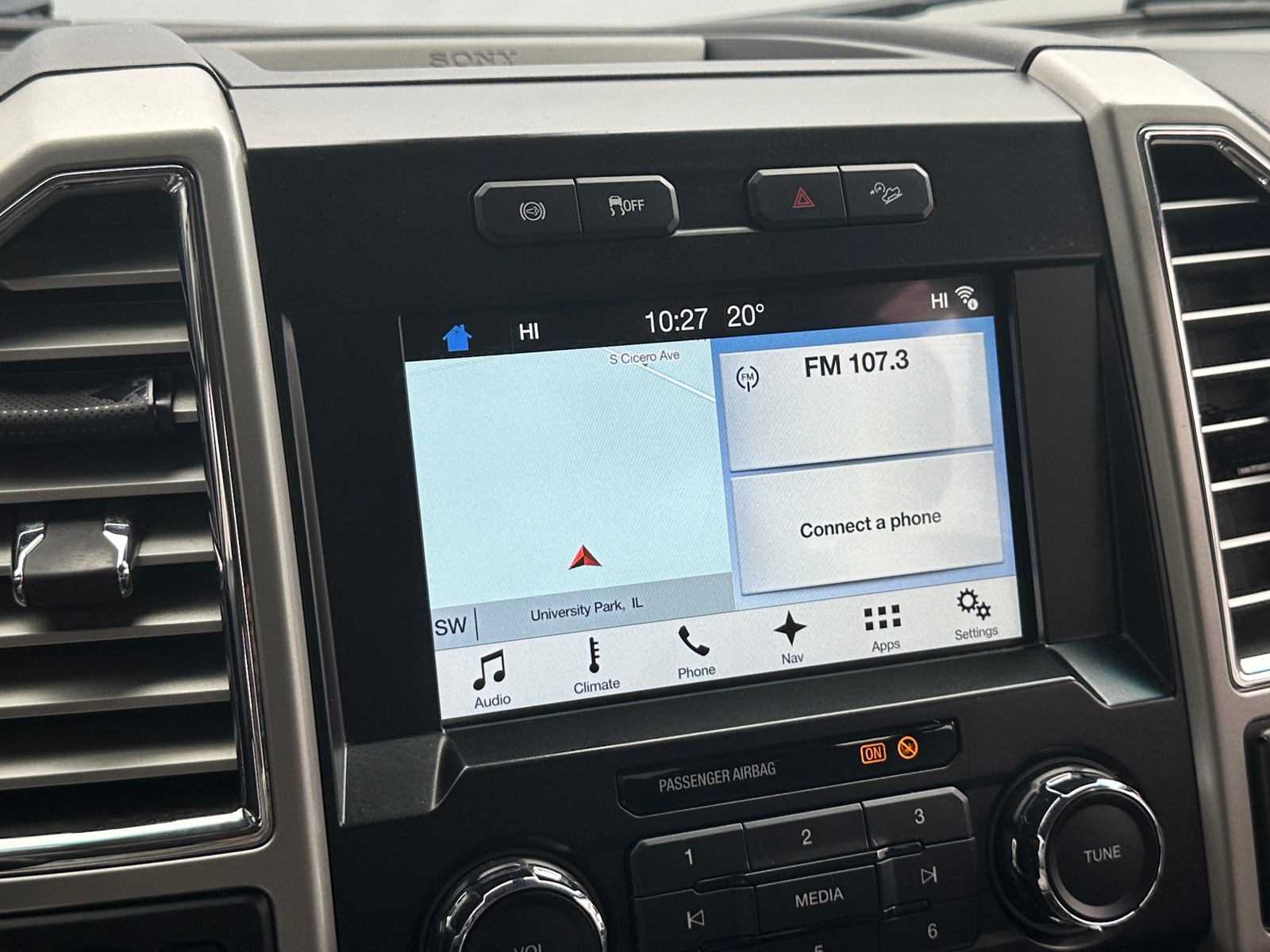 Thumbnail: 2017 Ford Econoline - 3