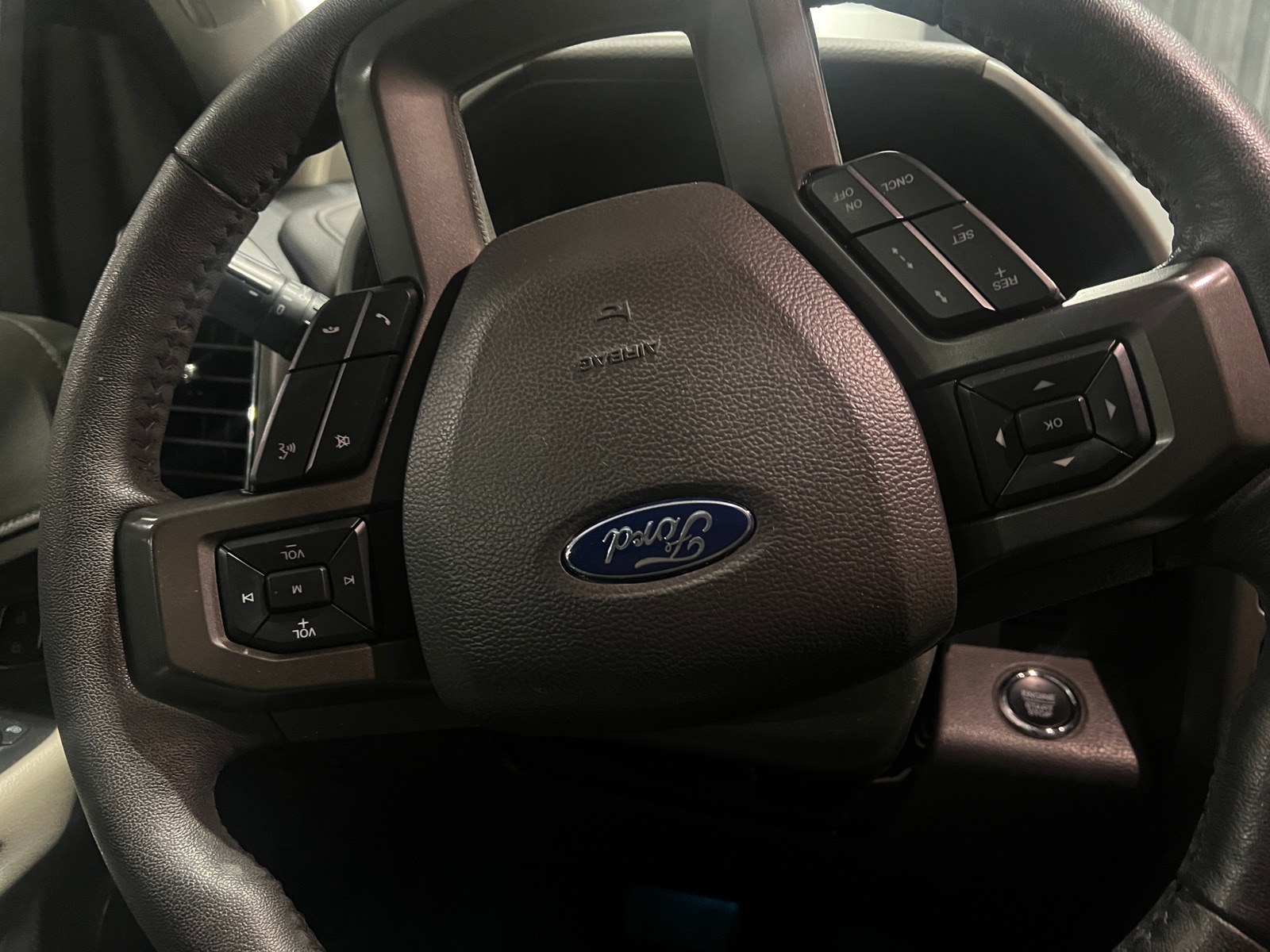 Thumbnail: 2019 Ford Expedition - 4