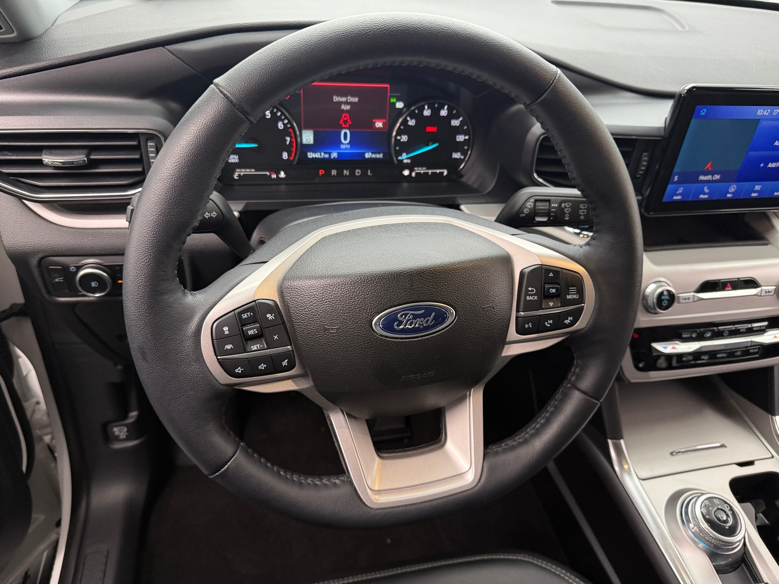 Thumbnail: 2023 Ford Explorer - 4