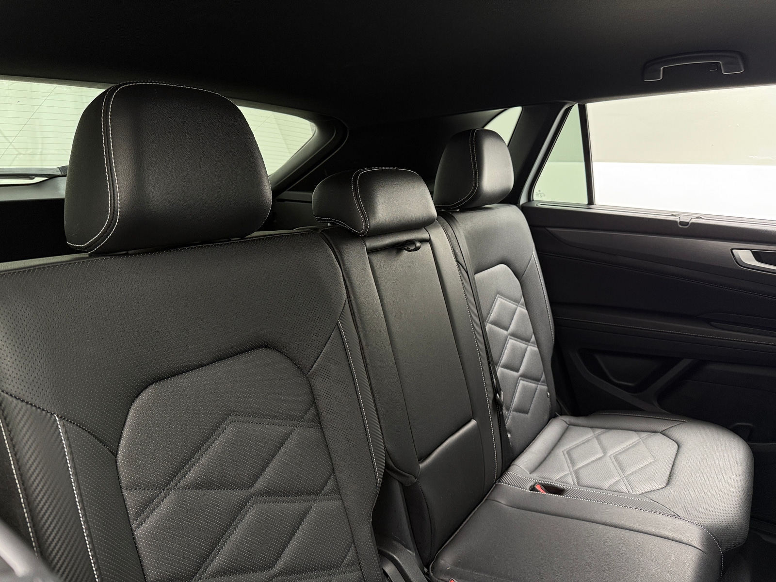 Thumbnail: 2025 Volkswagen Atlas - 5