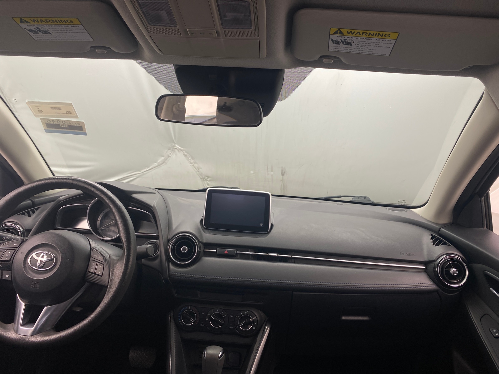 Thumbnail: 2017 Toyota Yaris iA - 3