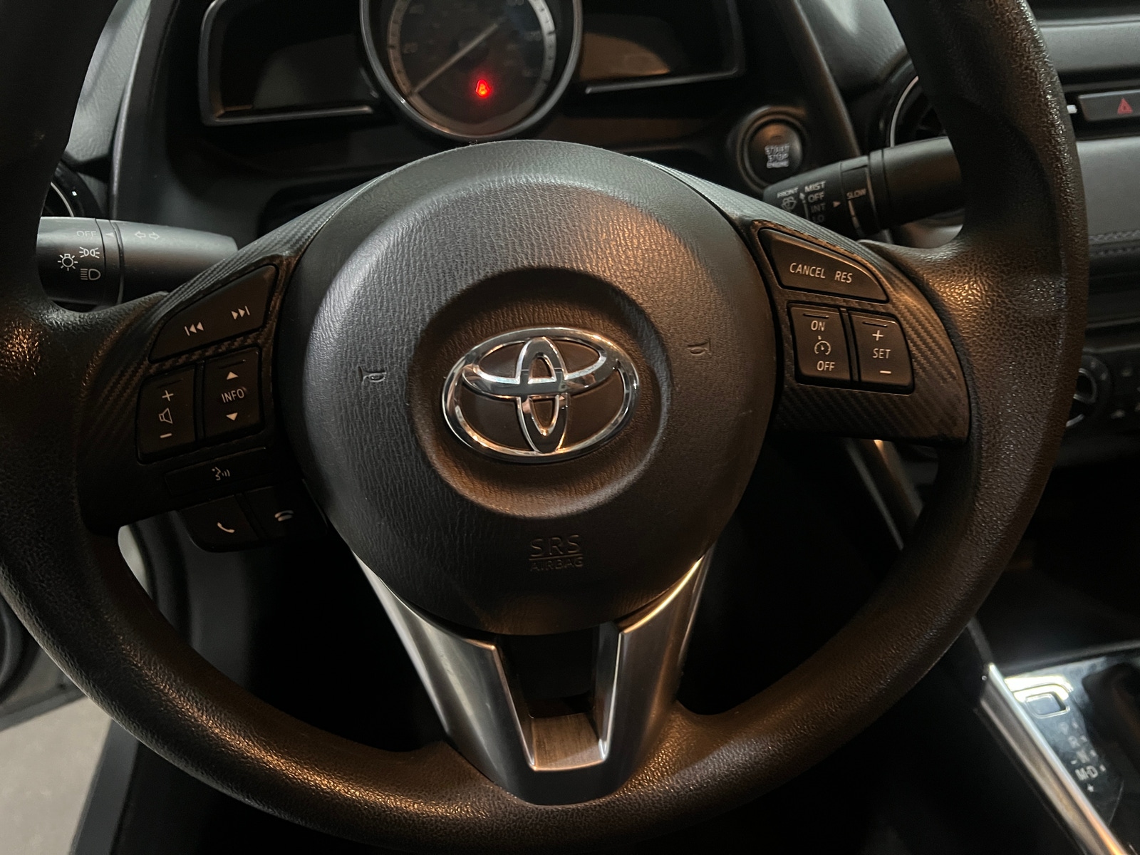 Thumbnail: 2017 Toyota Yaris iA - 5