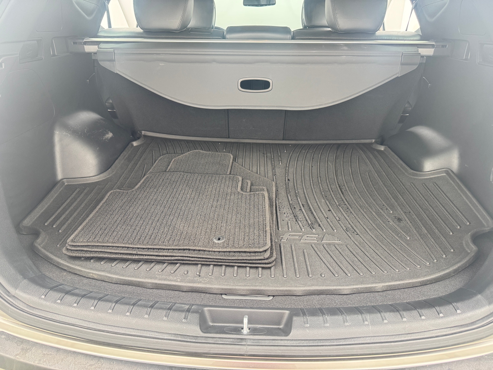 Thumbnail: 2017 Hyundai Santa Fe - 6