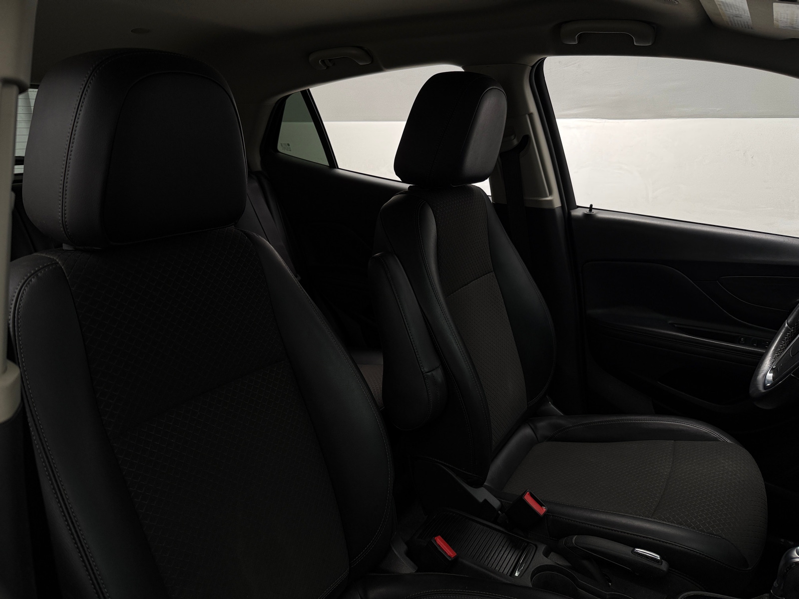 Thumbnail: 2019 Buick Encore - 2