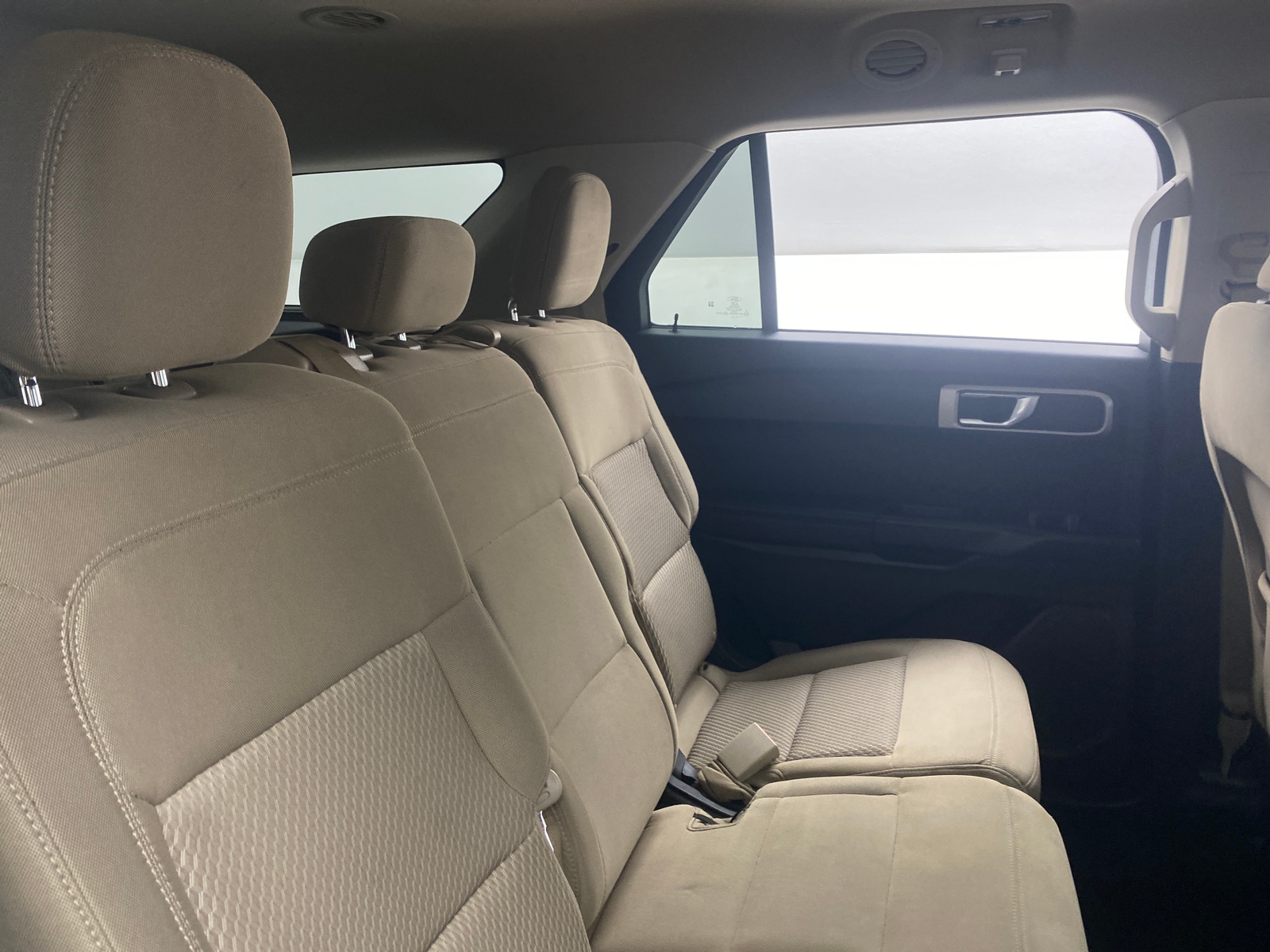 Thumbnail: 2021 Ford Explorer - 6