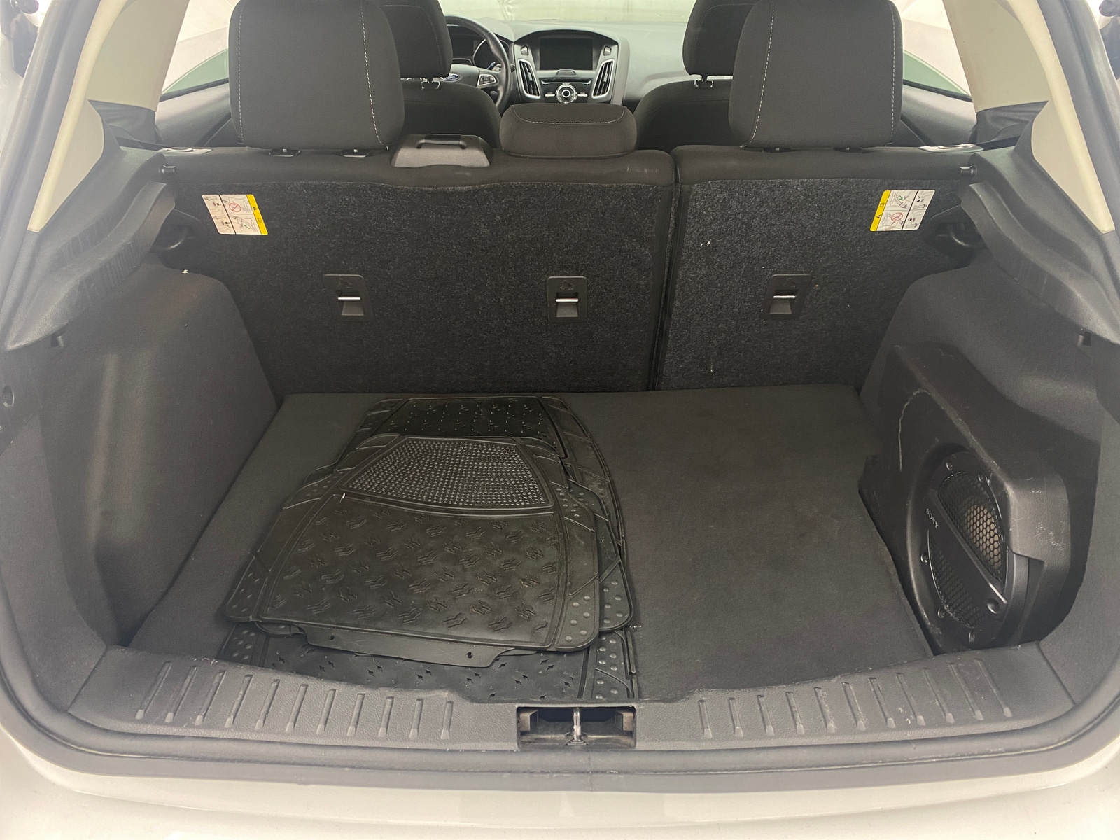 Thumbnail: 2018 Ford Focus - 7