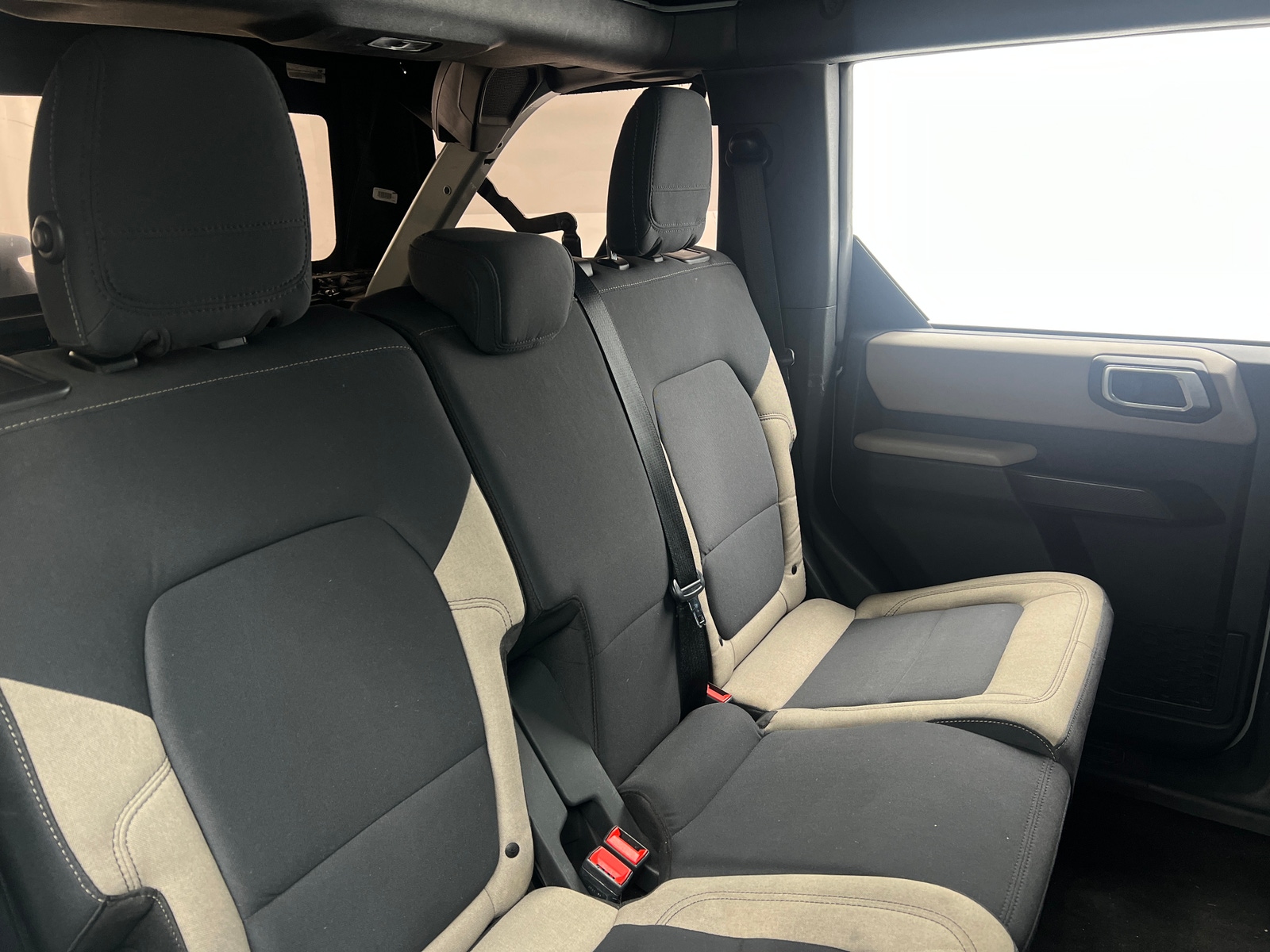 Thumbnail: 2021 Ford Bronco - 6