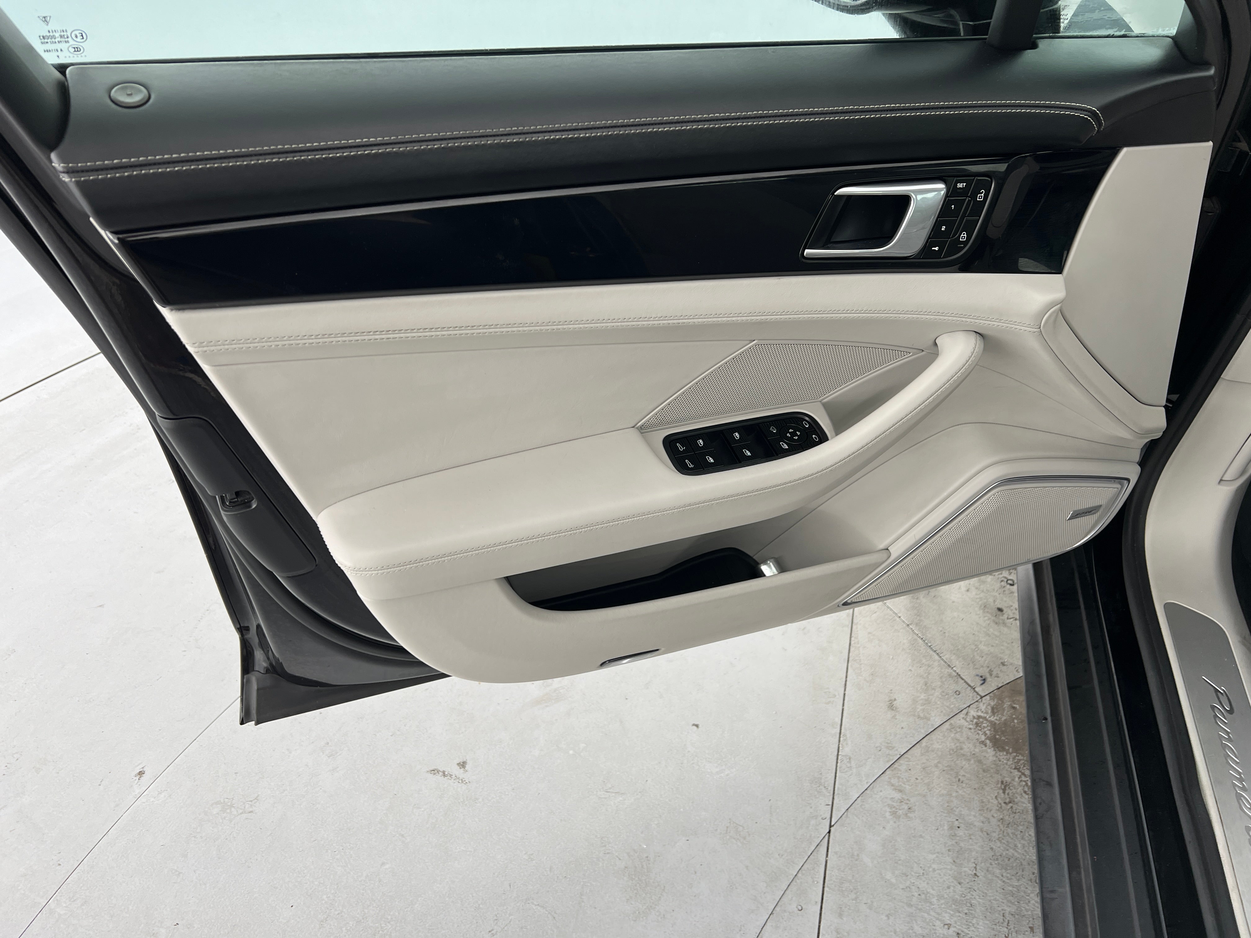 2019 Porsche Panamera