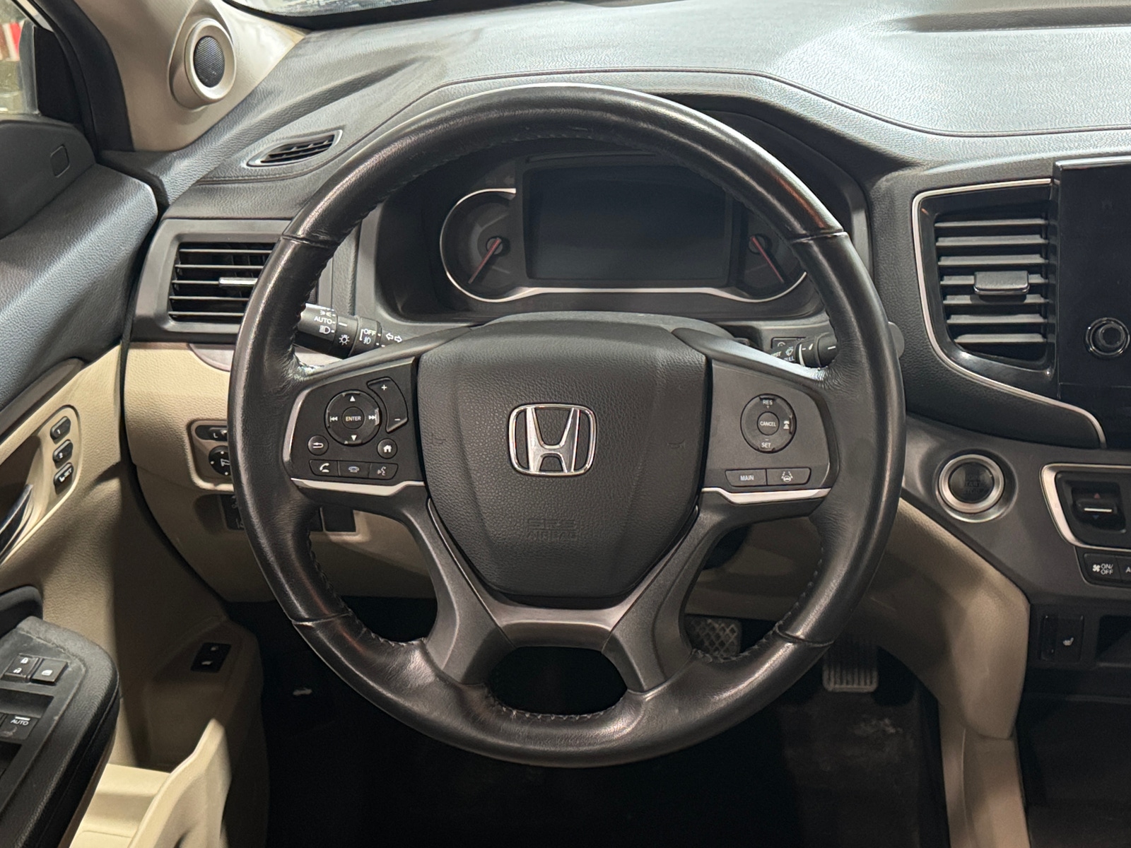 Thumbnail: 2020 Honda Pilot - 4