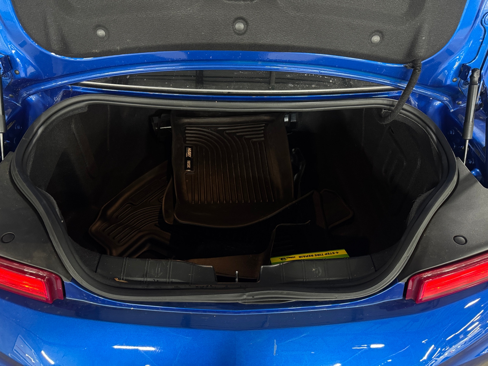 Thumbnail: 2017 Chevrolet Camaro - 6