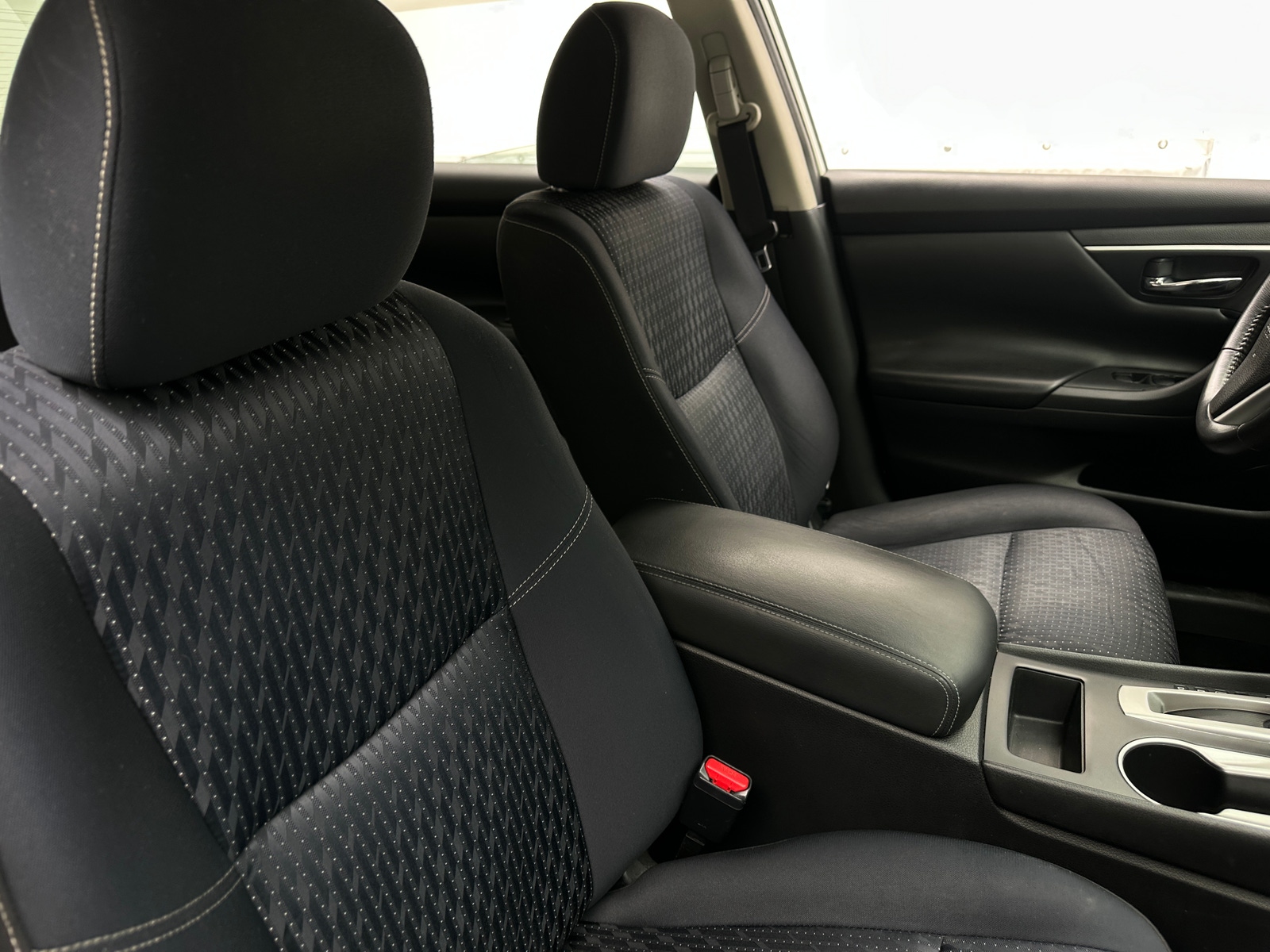 Thumbnail: 2016 Nissan Altima - 2