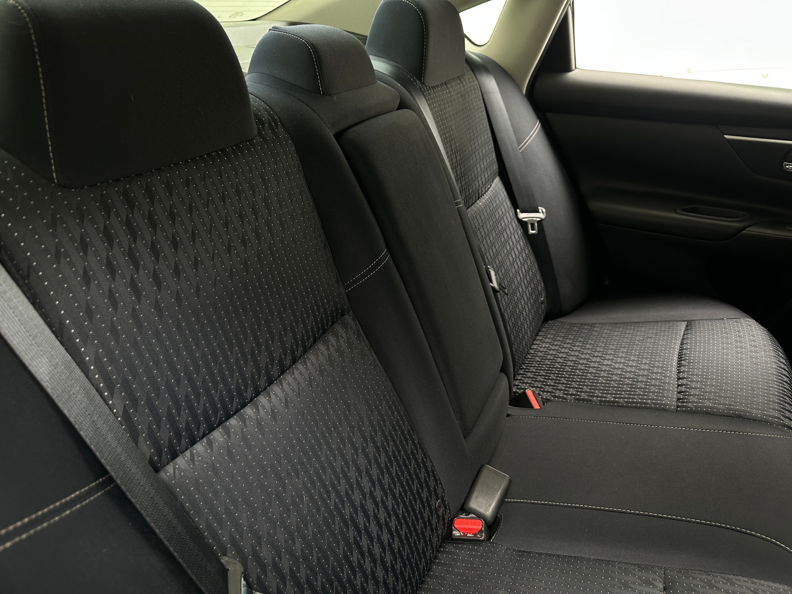 Thumbnail: 2016 Nissan Altima - 6