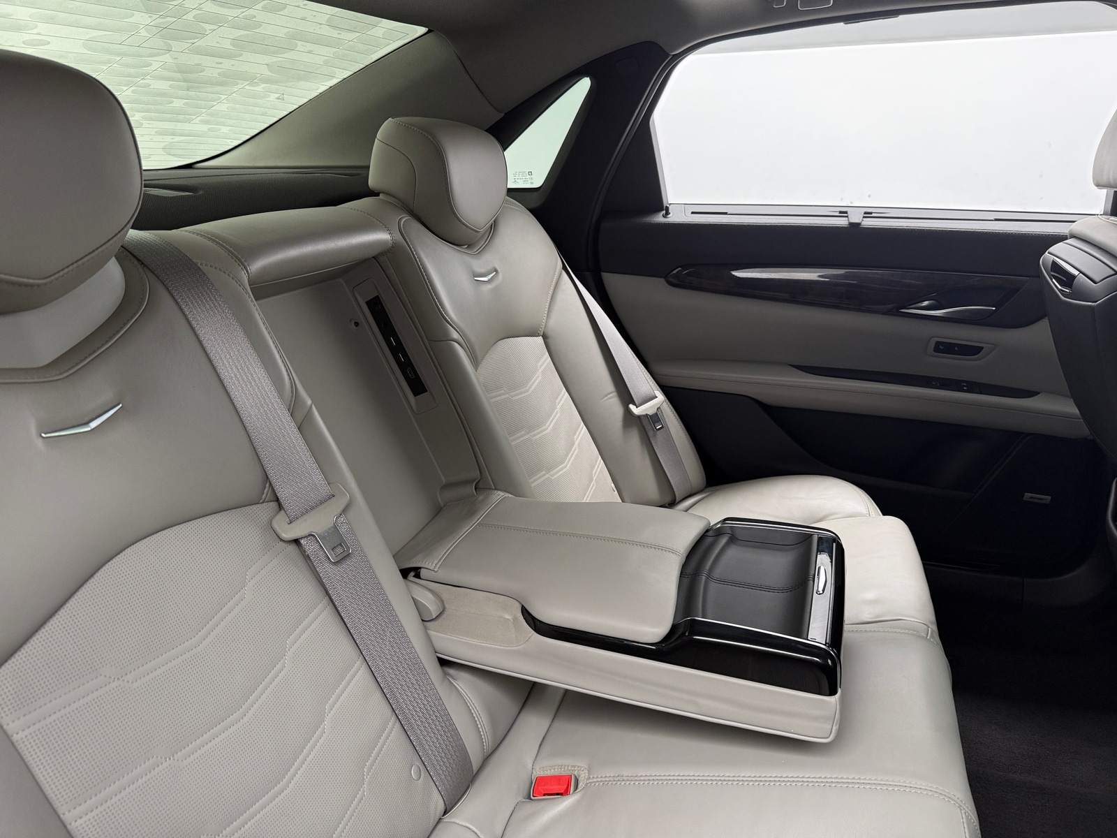 Thumbnail: 2018 Cadillac CT6 - 5