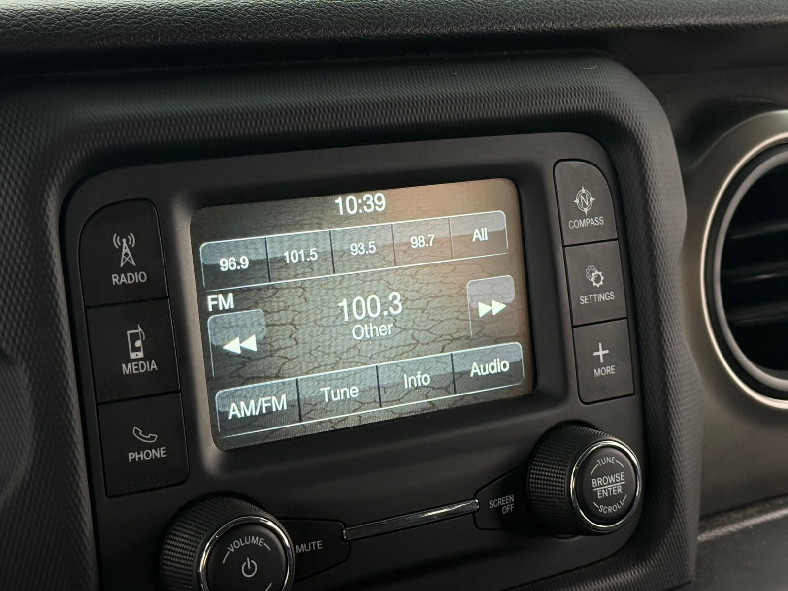 Thumbnail: 2018 Jeep Wrangler - 4