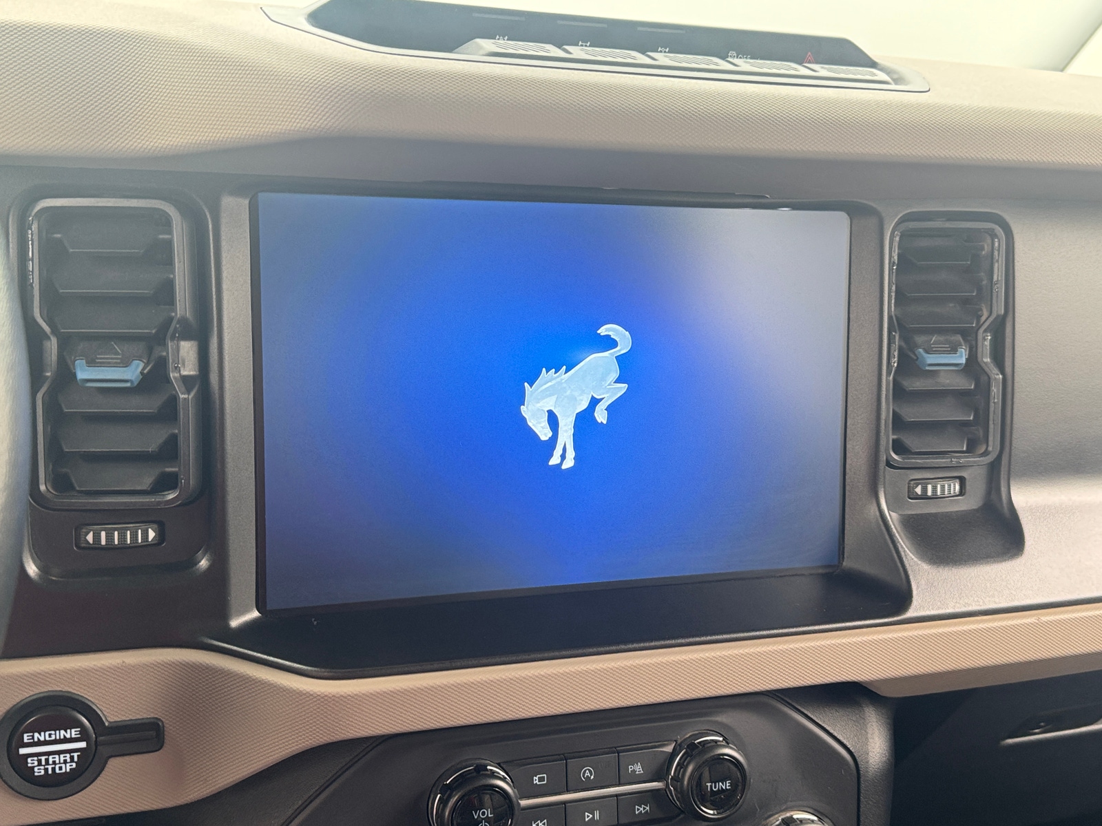 Thumbnail: 2023 Ford Bronco - 3