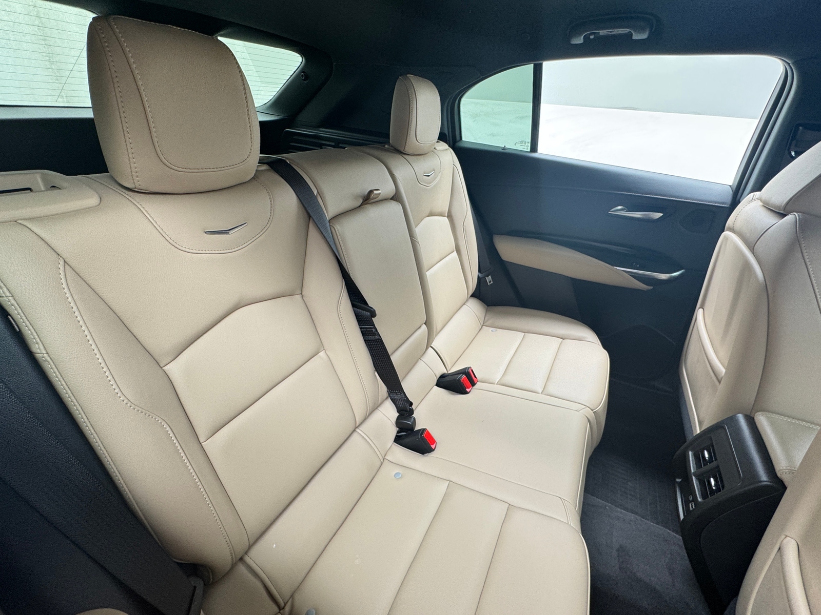 Thumbnail: 2024 Cadillac XT4 - 5