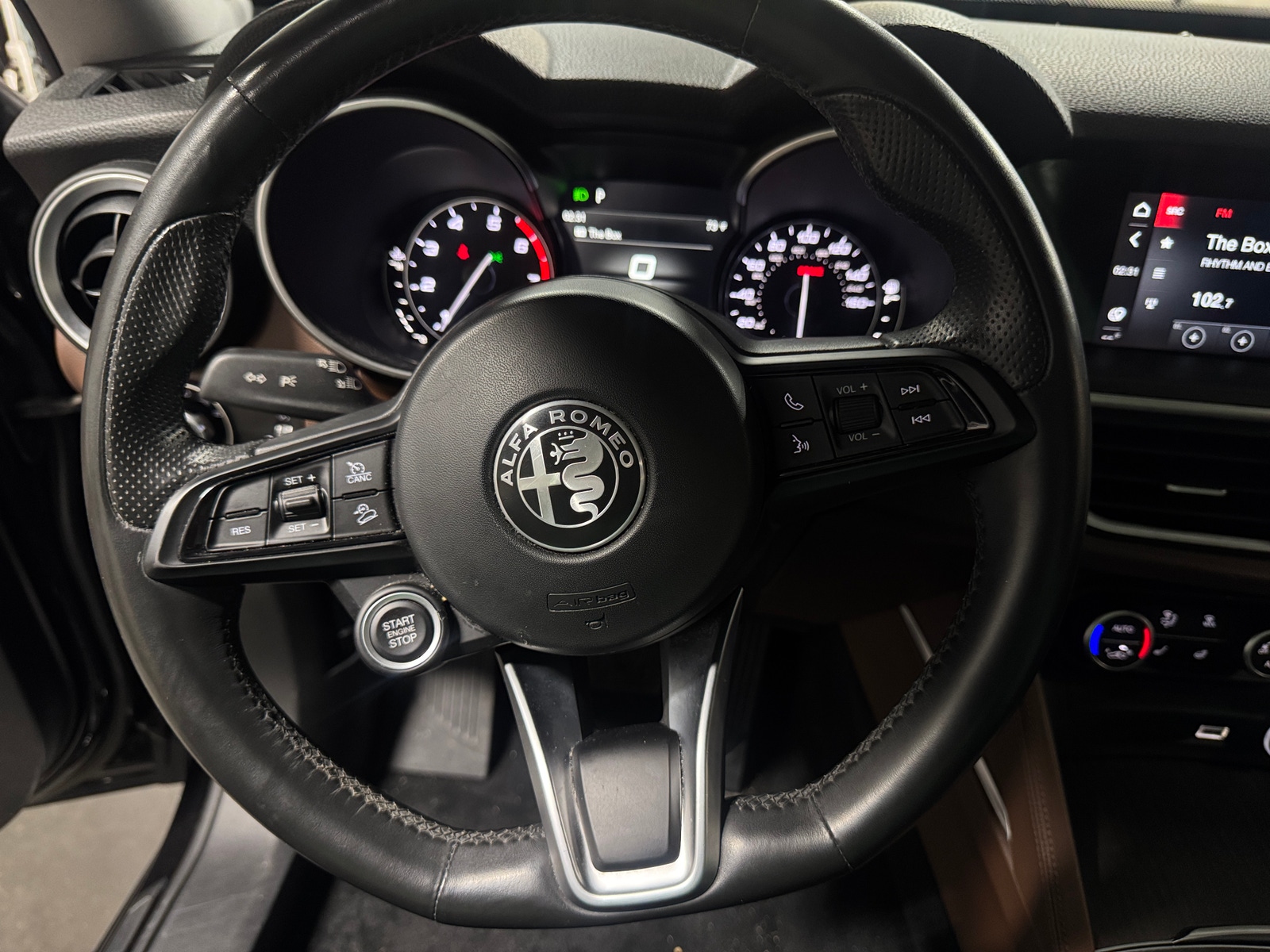 Thumbnail: 2020 Alfa Romeo Stelvio - 4