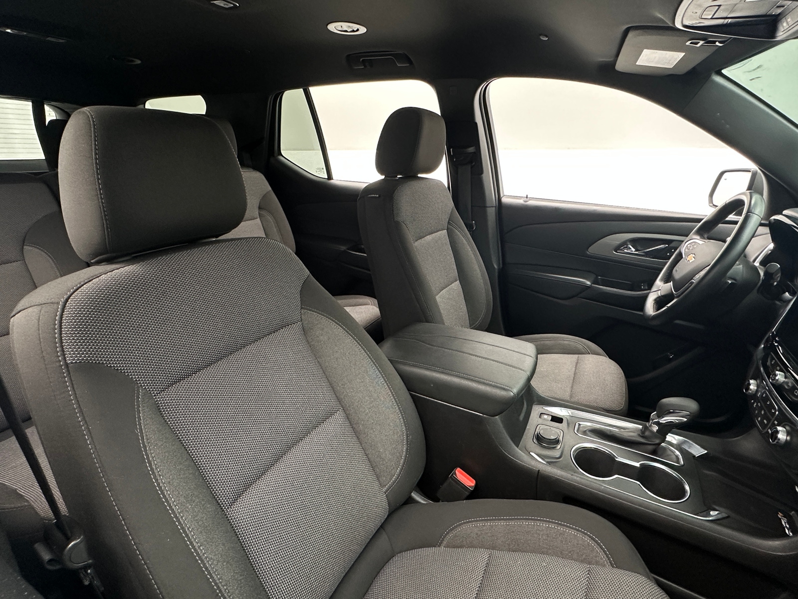 Thumbnail: 2023 Chevrolet Traverse - 2