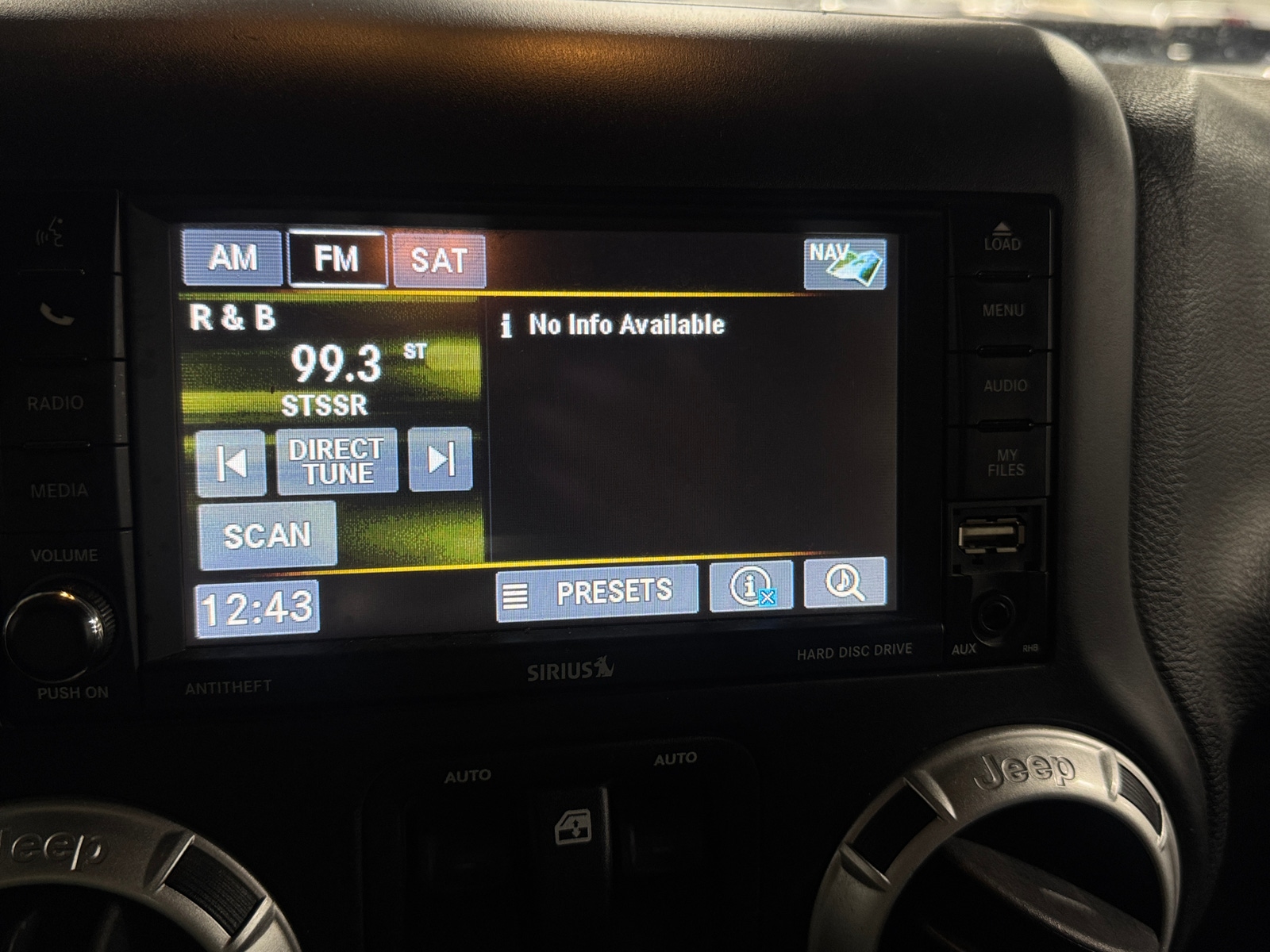 Thumbnail: 2015 Jeep Wrangler - 4