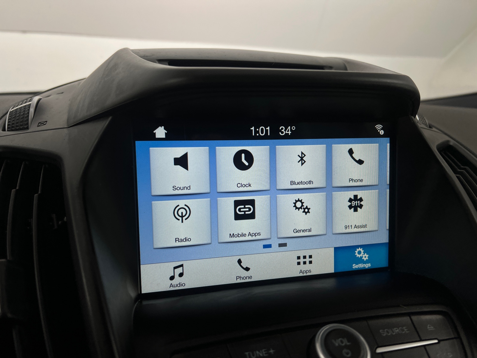 Thumbnail: 2018 Ford Escape - 3